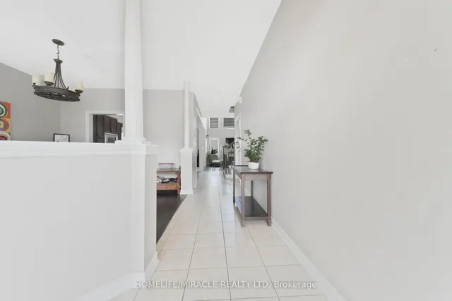95 Tulip Tree Rd, Thorold 3