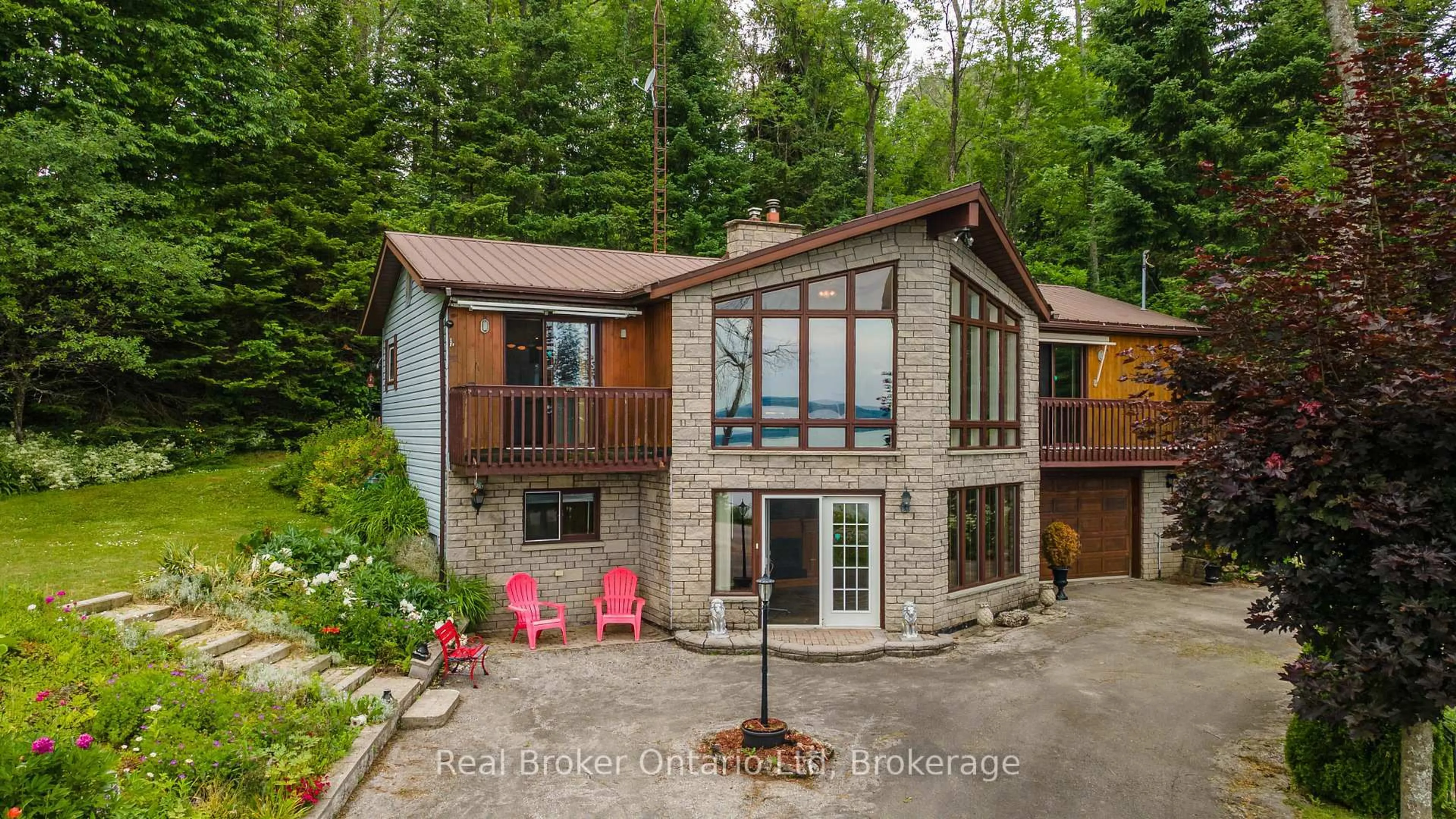 A pic from outside/outdoor area/front of a property/back of a property/a pic from drone, unknown for 339486 Presqu'ile Rd, Georgian Bluffs Ontario N0H 1S0