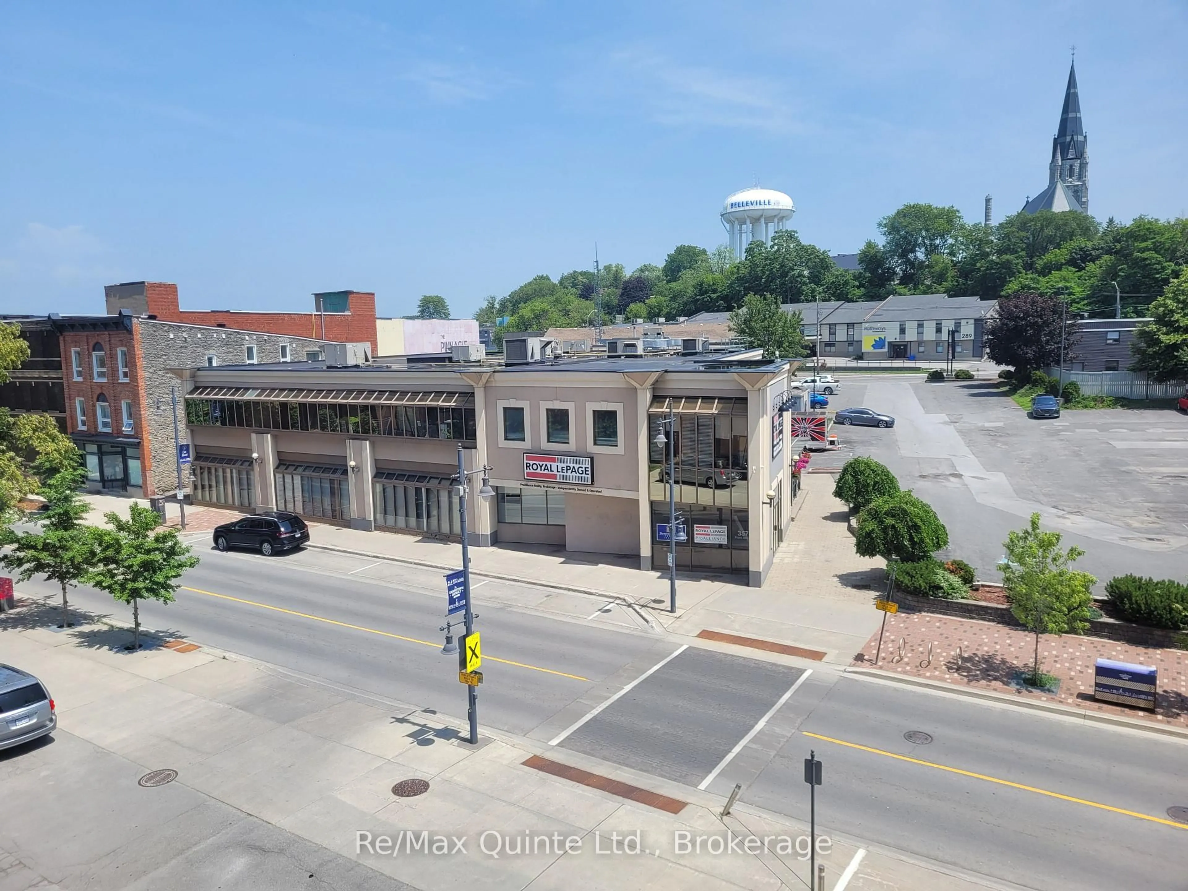 A pic from outside/outdoor area/front of a property/back of a property/a pic from drone, unknown for 350 Front St #403, Belleville Ontario K8N 5M5
