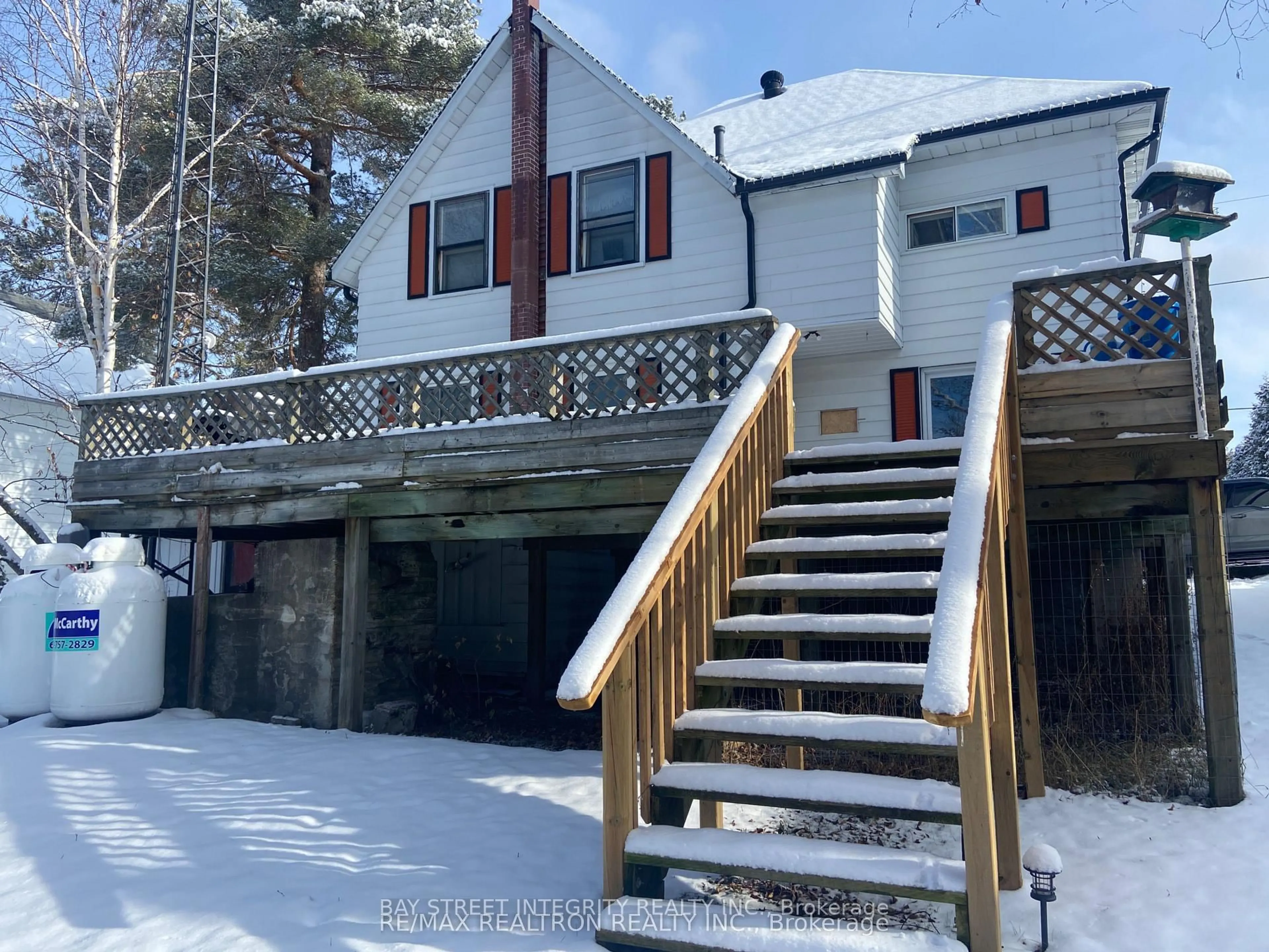 Unknown for 62 Ottawa St, South Algonquin Ontario K0J 2M0