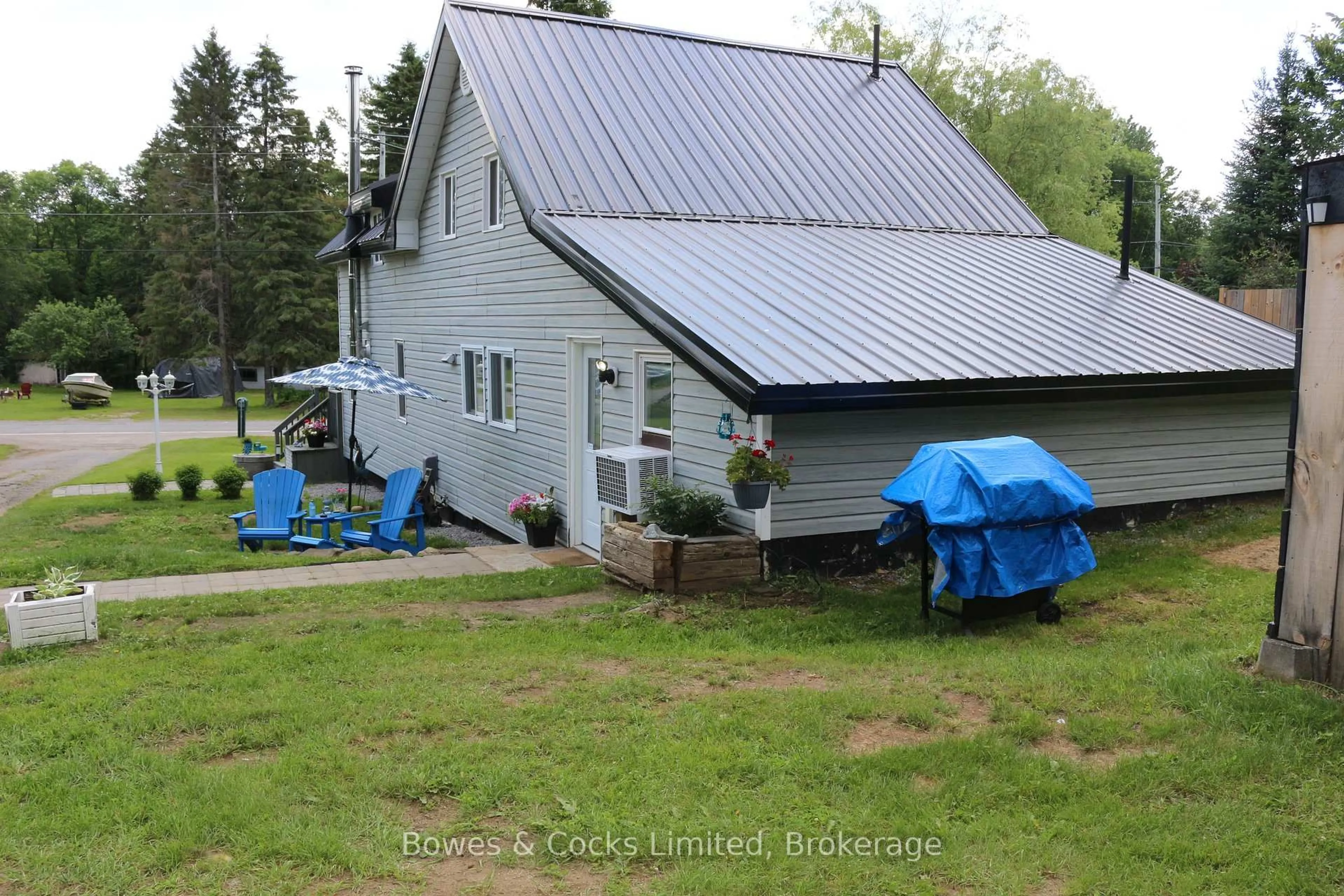 A pic from outside/outdoor area/front of a property/back of a property/a pic from drone, building for 3994 County Road 620, North Kawartha Ontario K0L 1A0