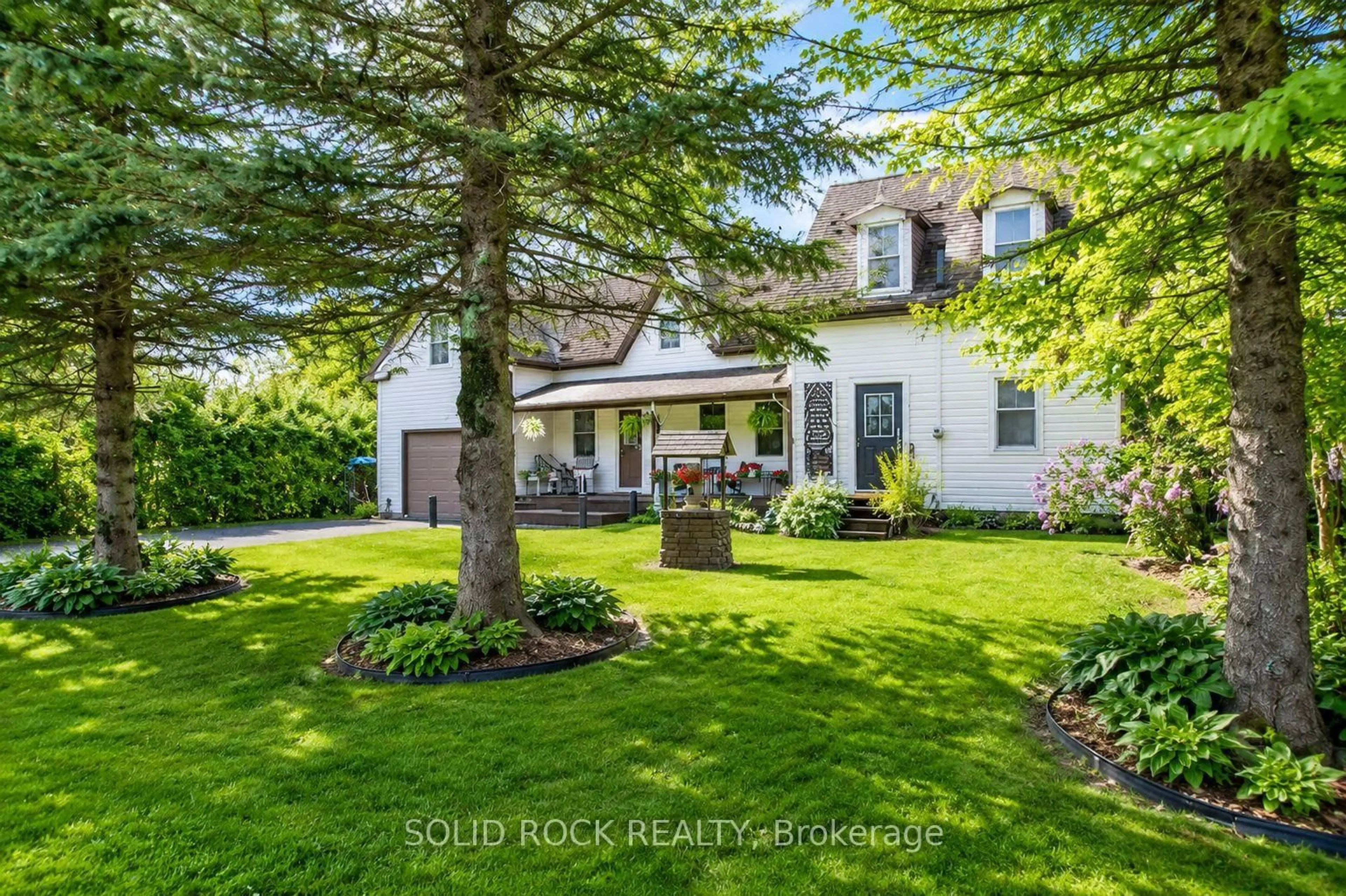 A pic from outside/outdoor area/front of a property/back of a property/a pic from drone, street for 1262 Rodney Lane, North Dundas Ontario K0C 2K0