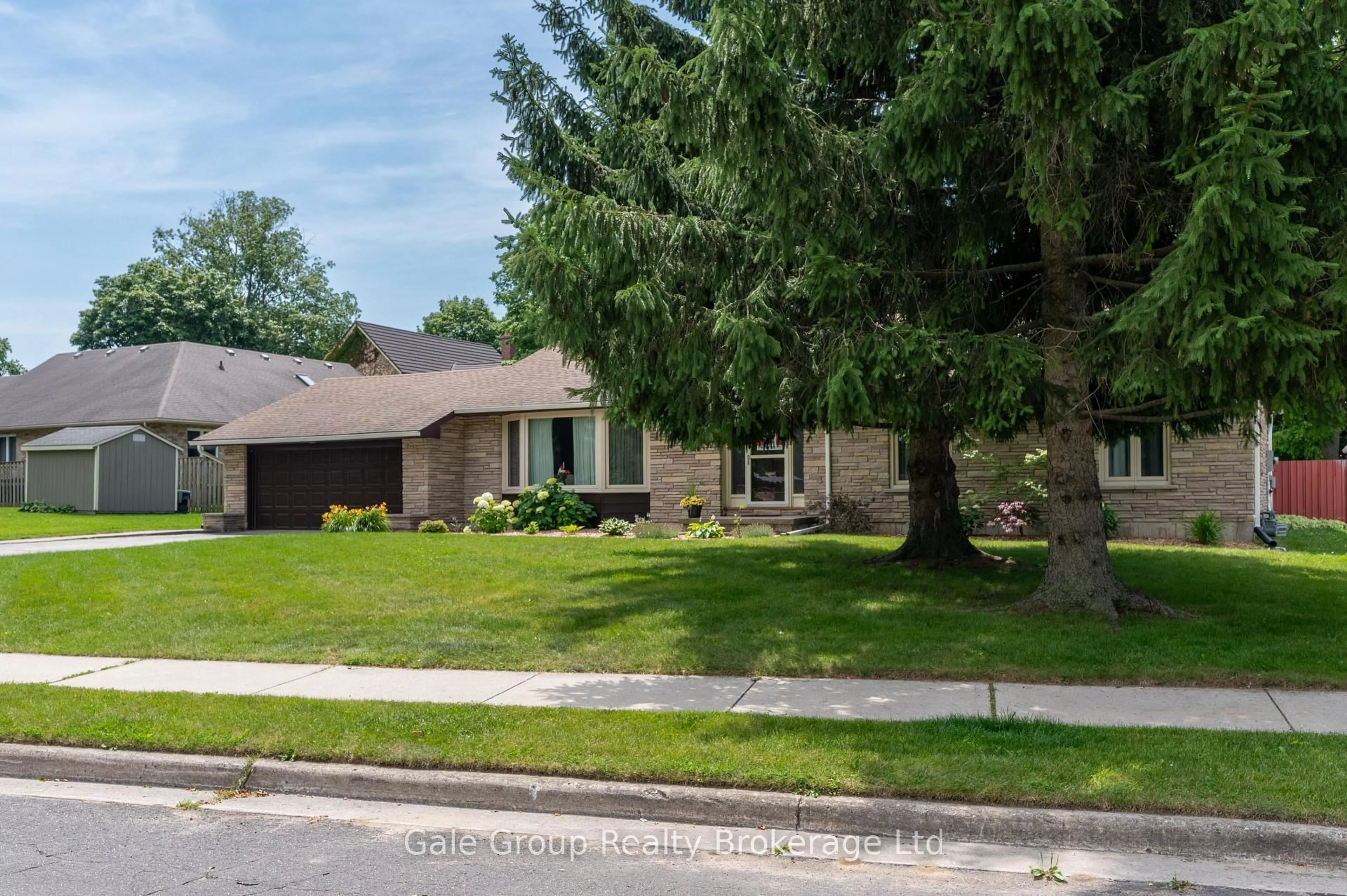 Home with brick exterior material, street for 74 Pine St, Aylmer Ontario N5H 1P3