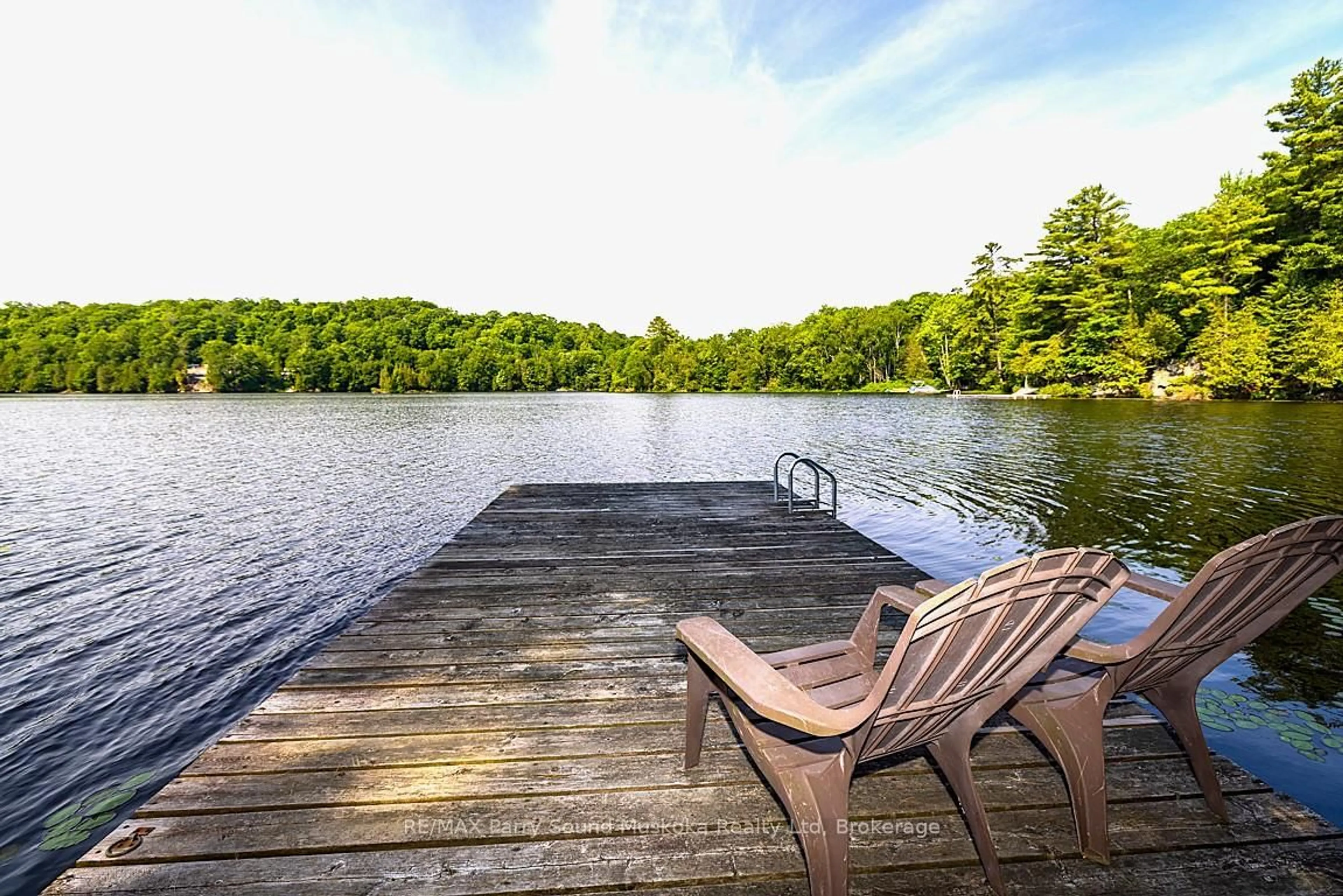 Patio, water/lake/river/ocean view for 509 Horseshoe Lake WA, Seguin Ontario P2A 2W8