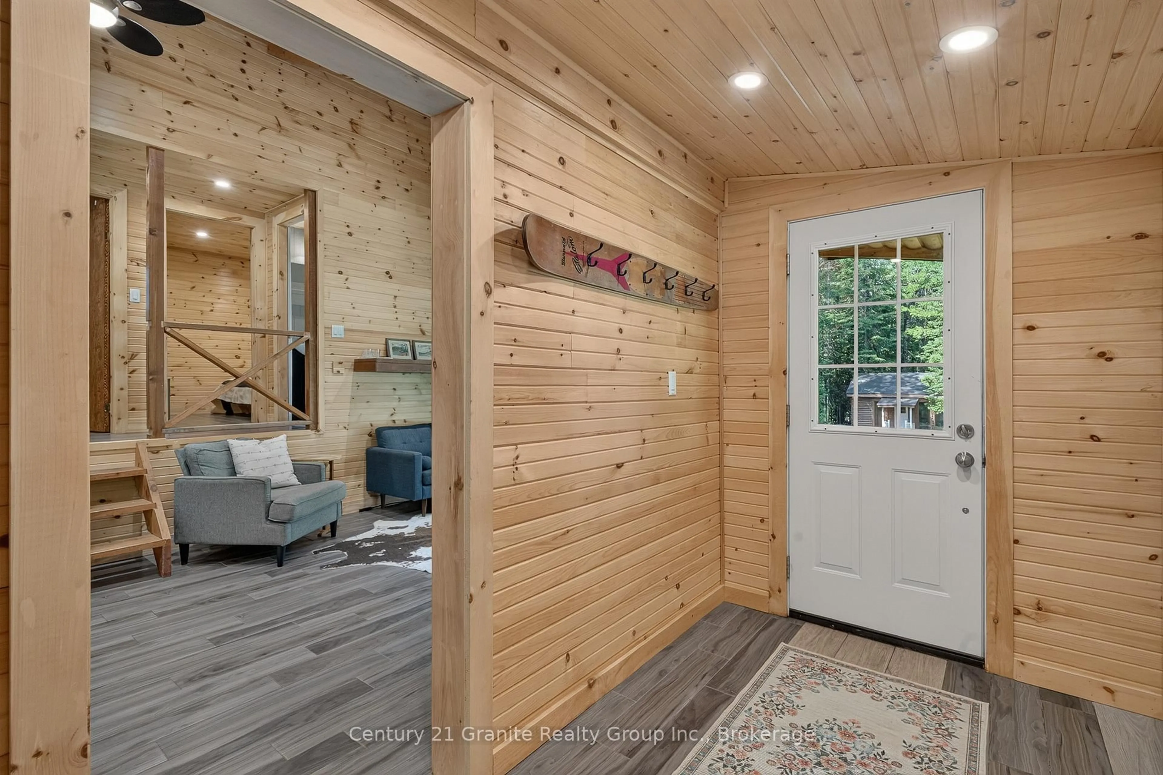 Indoor entryway for 1880 Blairhampton Rd, Minden Hills Ontario K0M 2K0