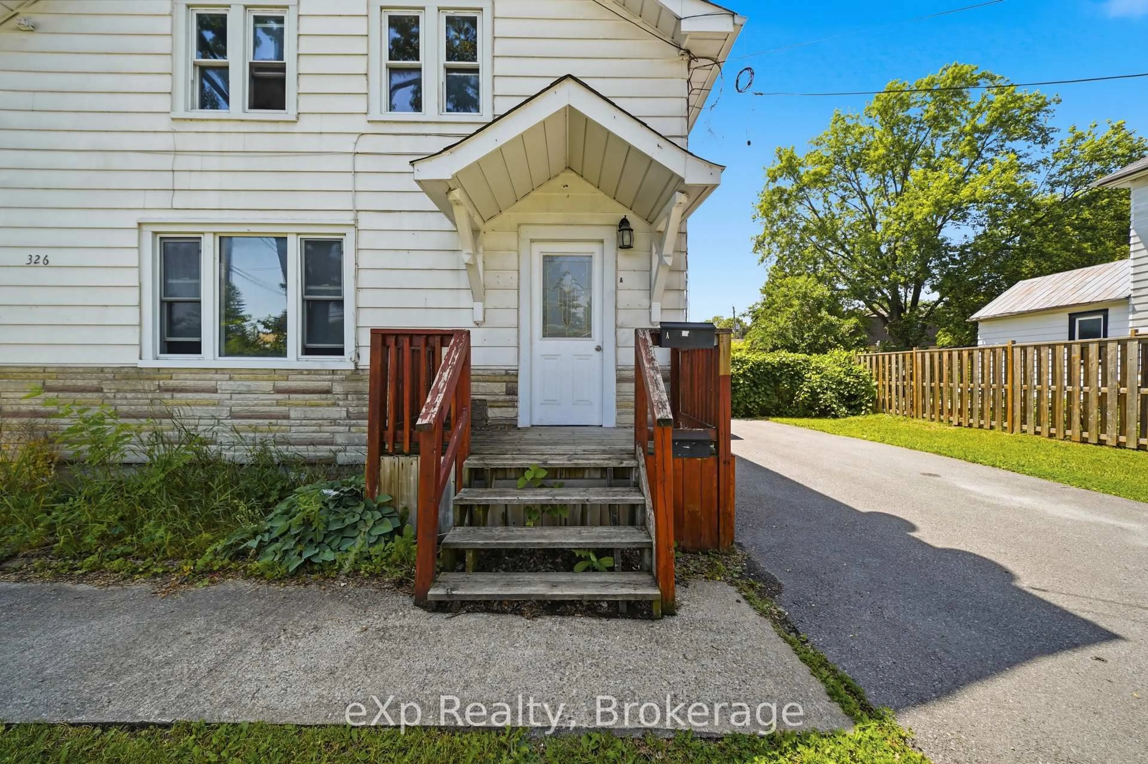 Unknown for 326 Sidney St, Quinte West Ontario K8V 2T9