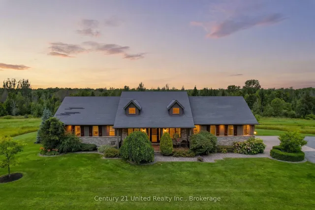 2300 Victoria Rd, Prince Edward County 4