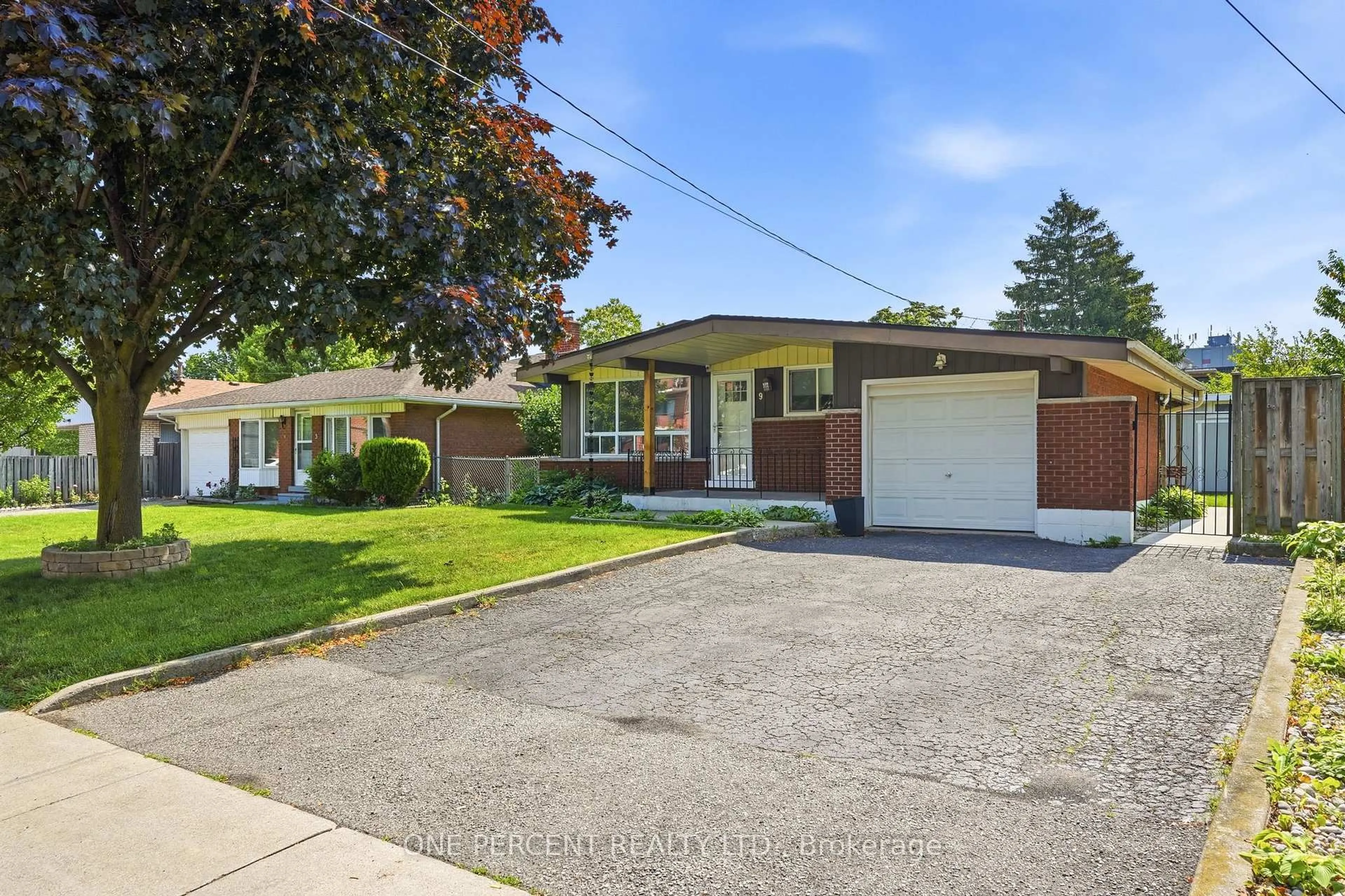 Home with brick exterior material, street for 9 Bishopsgate Ave, Hamilton Ontario L8V 3K3