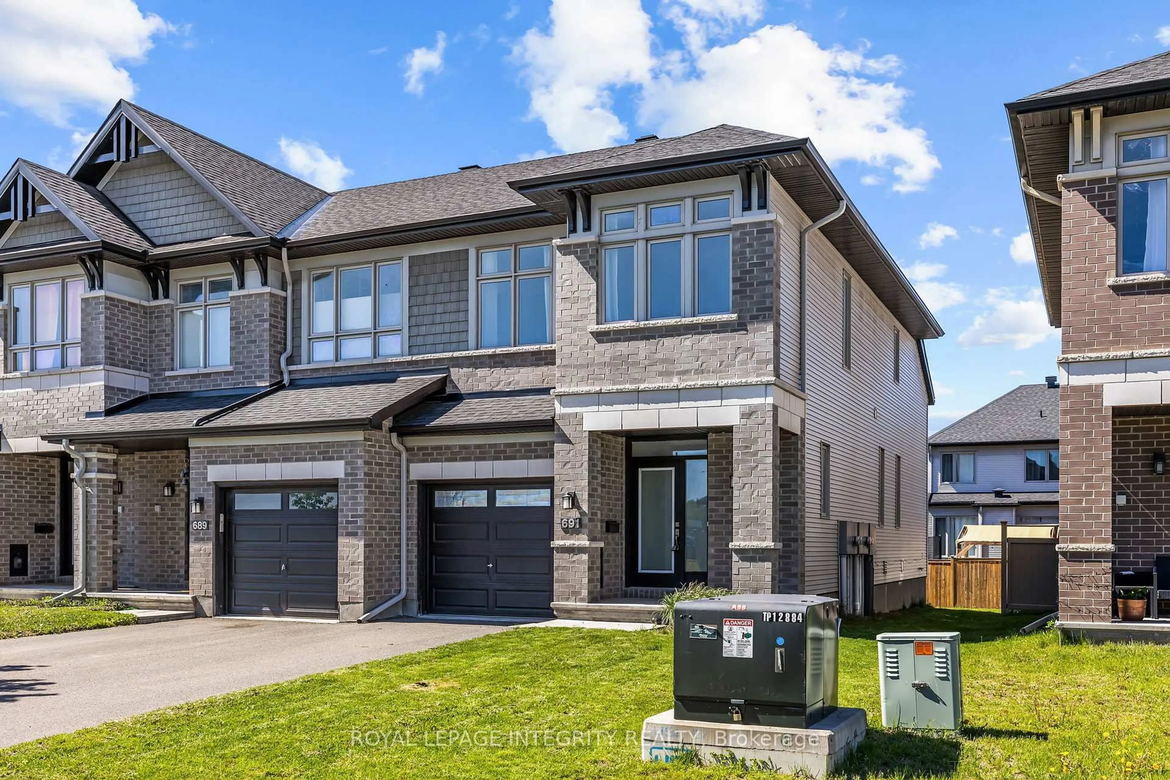 Home with brick exterior material, street for 691 Capricorn Circ, Ottawa Ontario K4M 0J5
