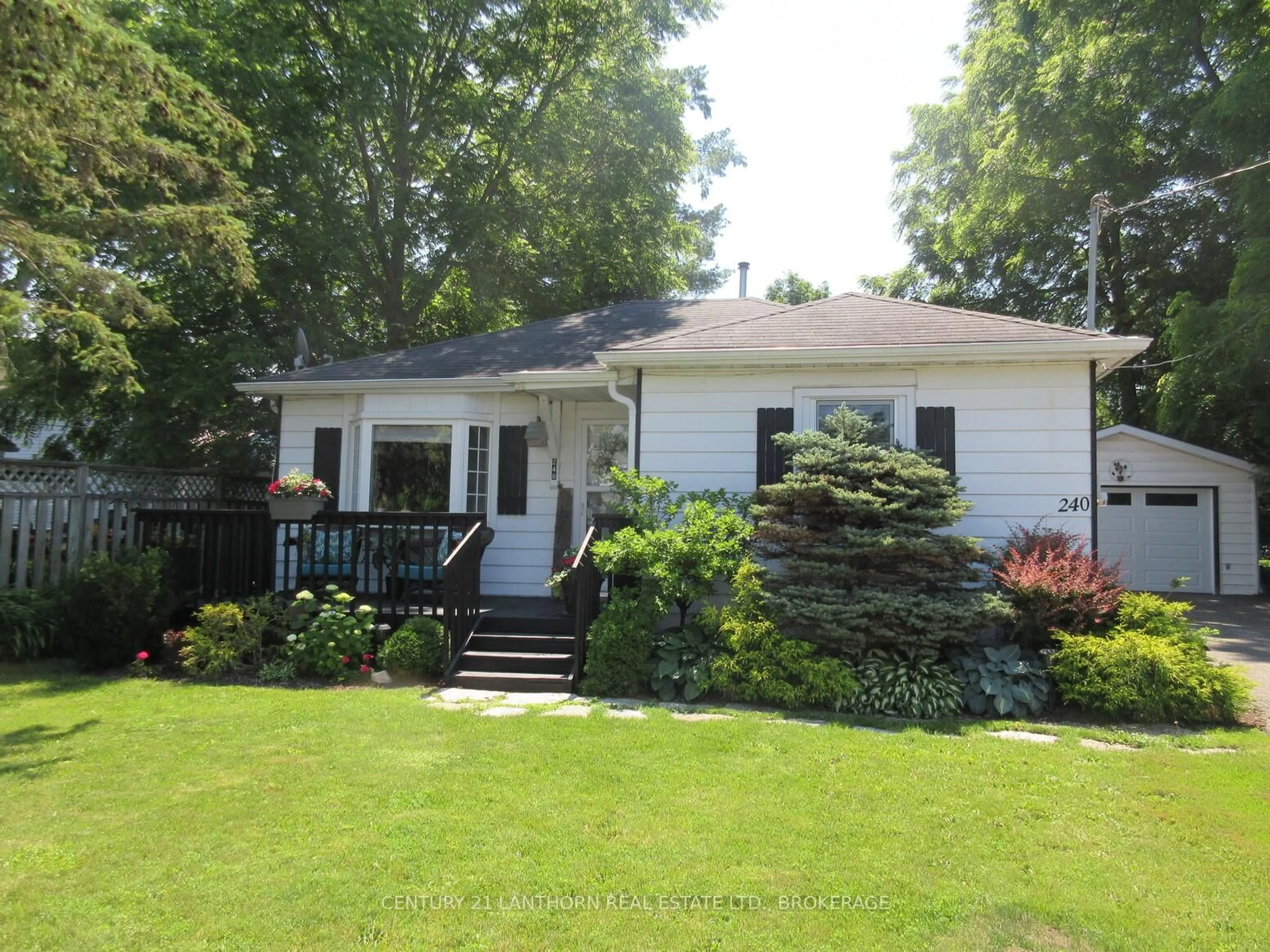 Home with vinyl exterior material, street for 240 Thomas St, Greater Napanee Ontario K7R 2H9