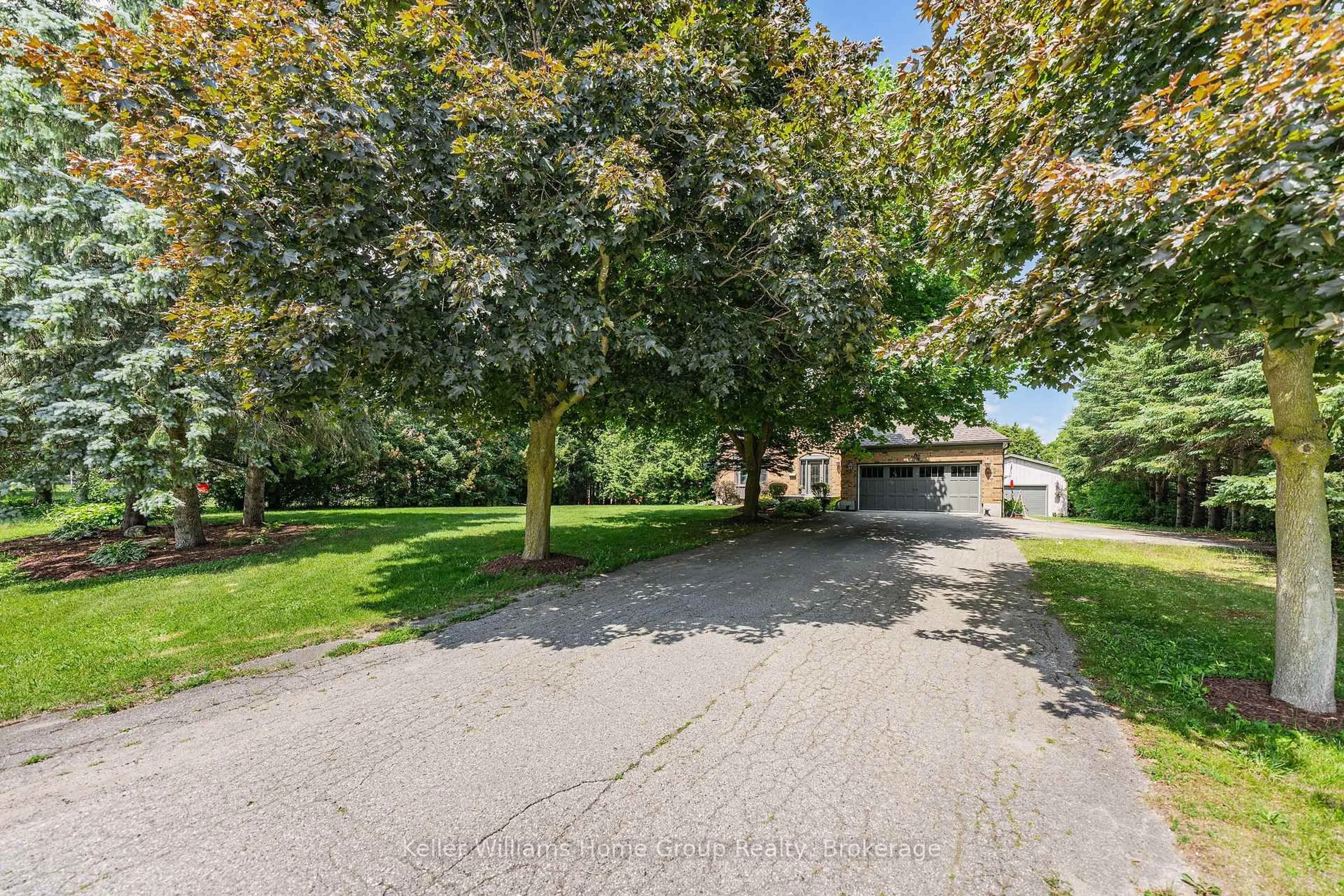A pic from outside/outdoor area/front of a property/back of a property/a pic from drone, water/lake/river/ocean view for 2 Gow St, Centre Wellington Ontario N1M 3L2