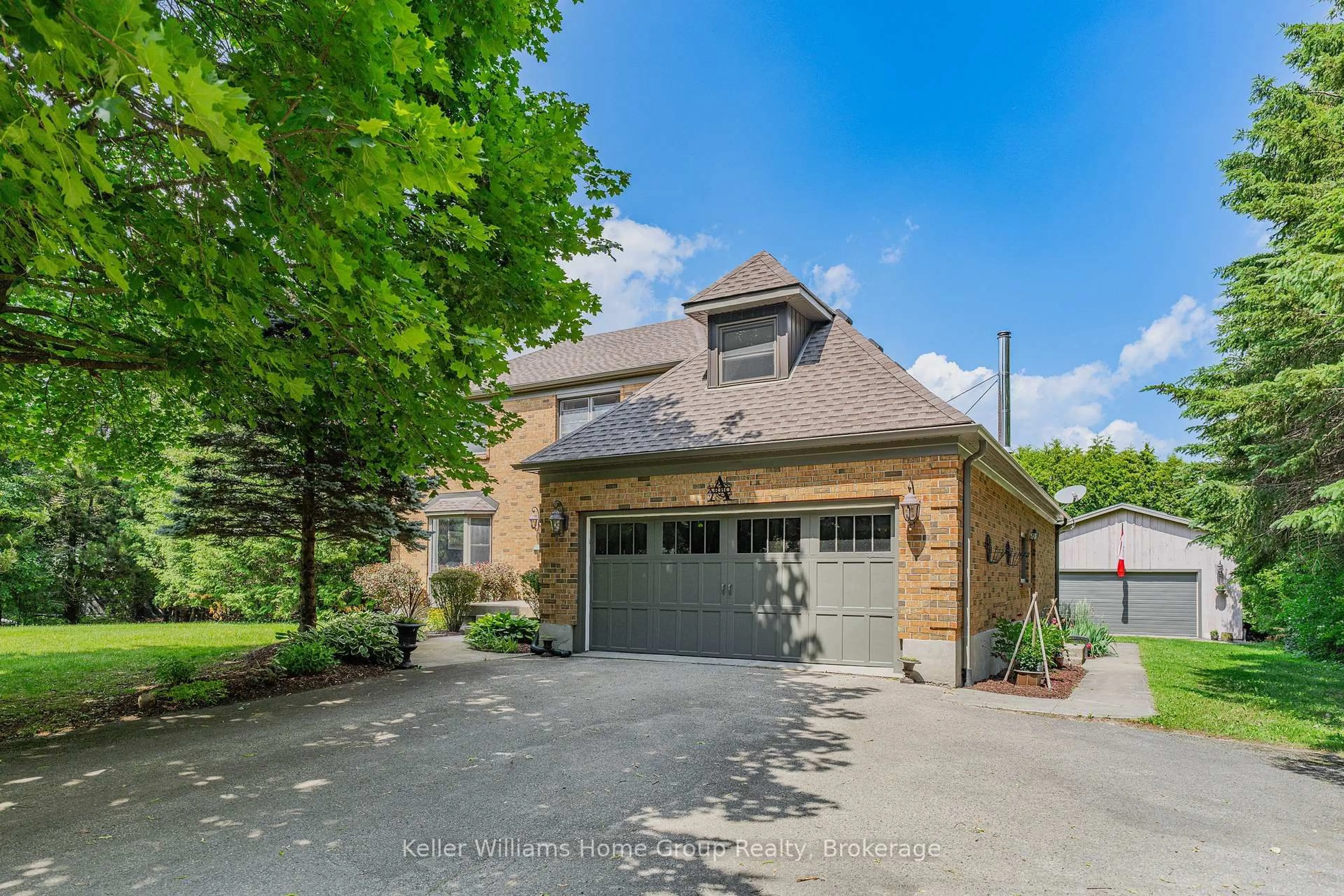 Unknown for 2 Gow St, Centre Wellington Ontario N1M 3L2