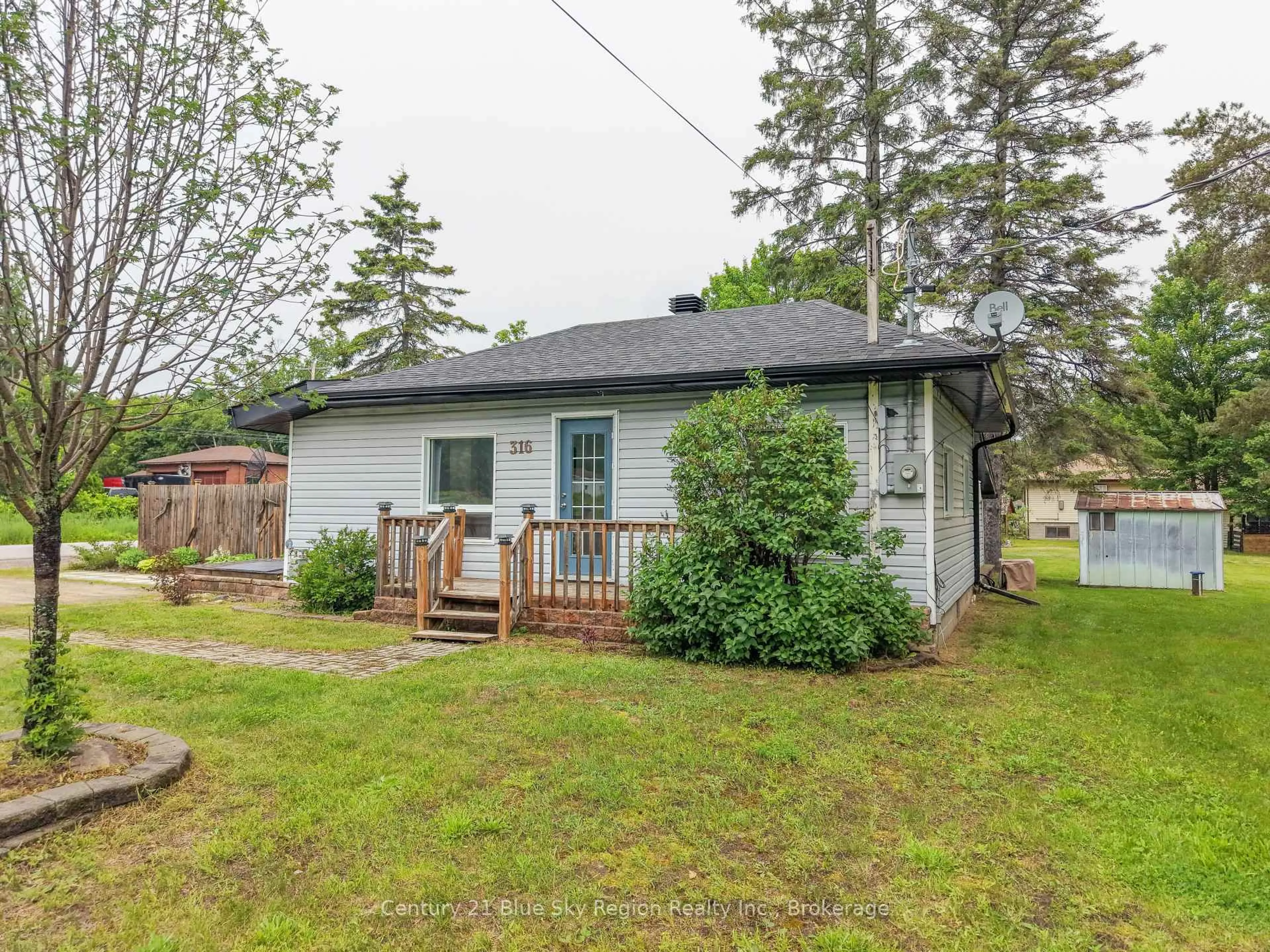 Shed for 316 Tower Dr, North Bay Ontario P1B 8G2