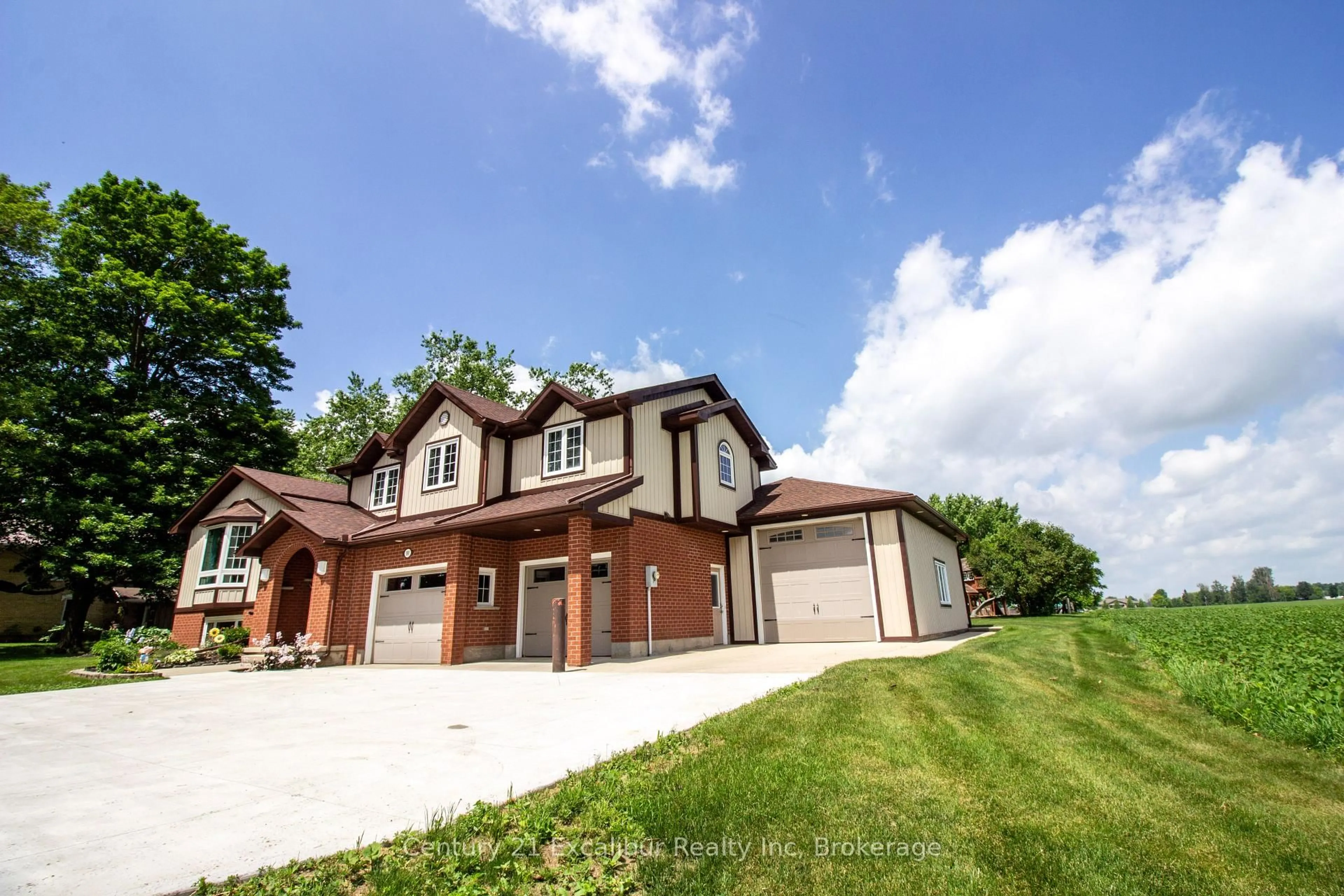 Home with brick exterior material, unknown for 591 Wellington St, Wellington North Ontario N0G 2L2