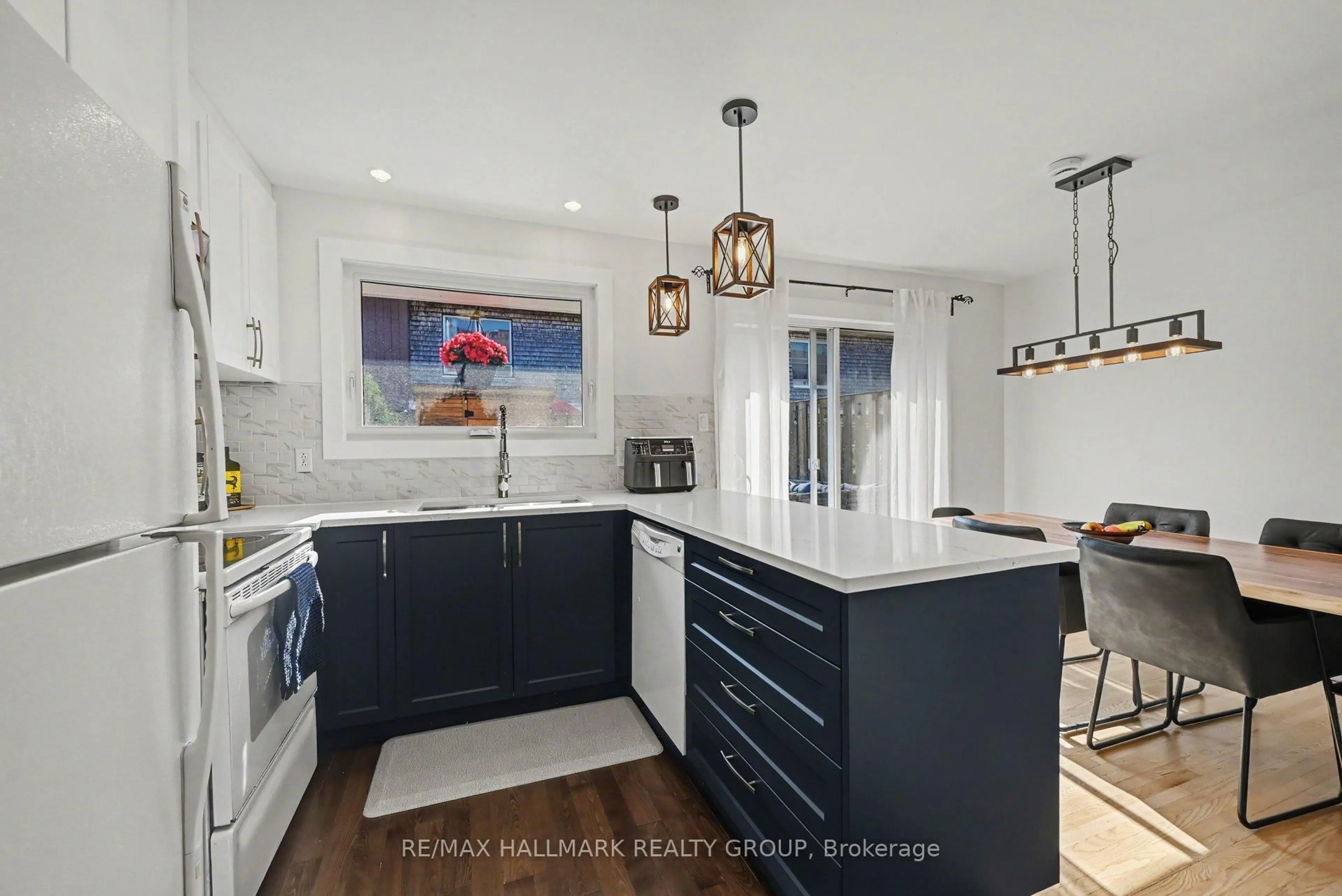 Contemporary kitchen, ceramic/tile floor for 763B Ridgewood Ave, Ottawa Ontario K1V 6M8