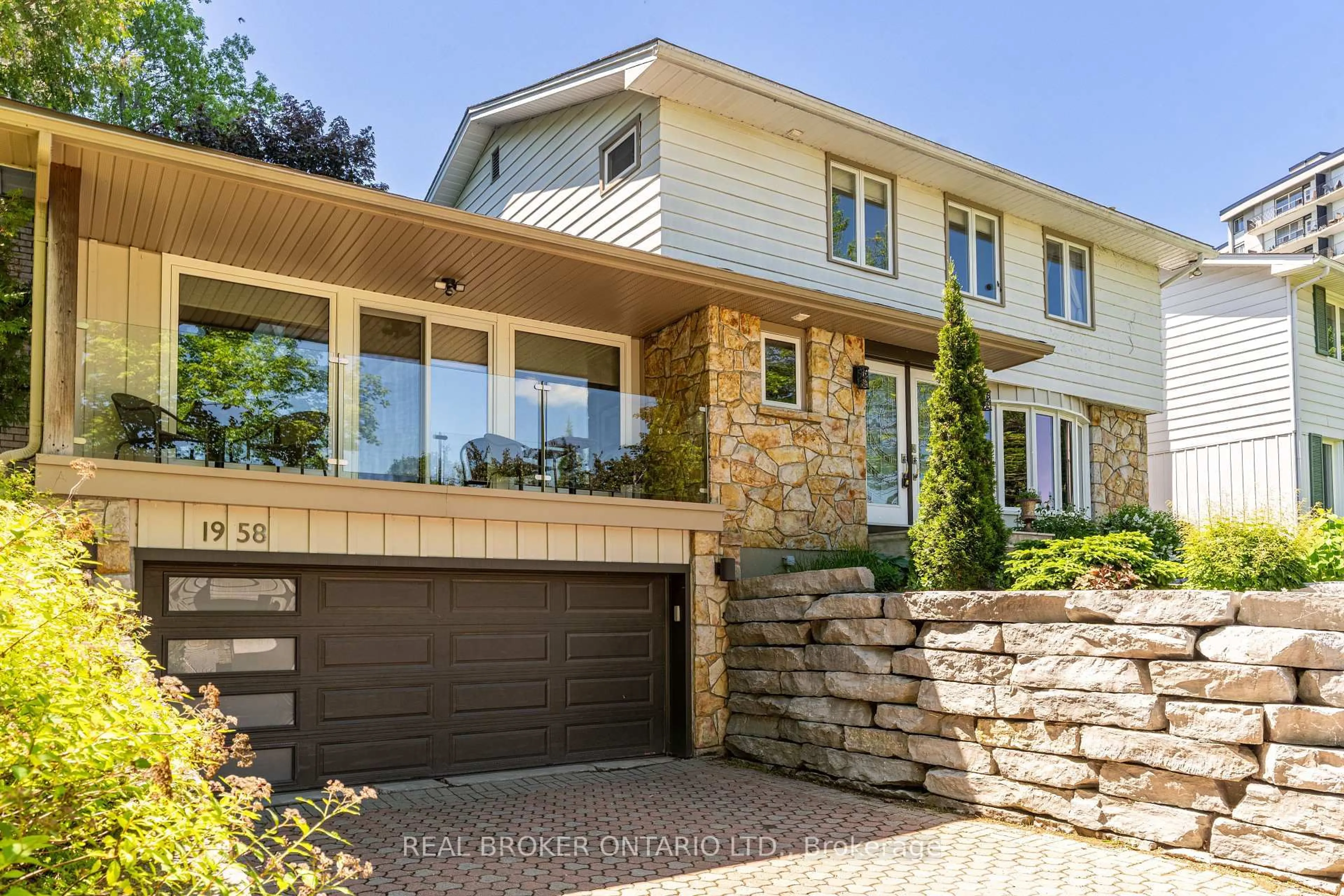Home with brick exterior material, street for 1958 Neepawa Ave, Ottawa Ontario K2A 3L5