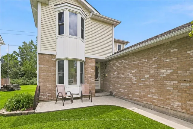 75 Edison Cres, Stratford 4