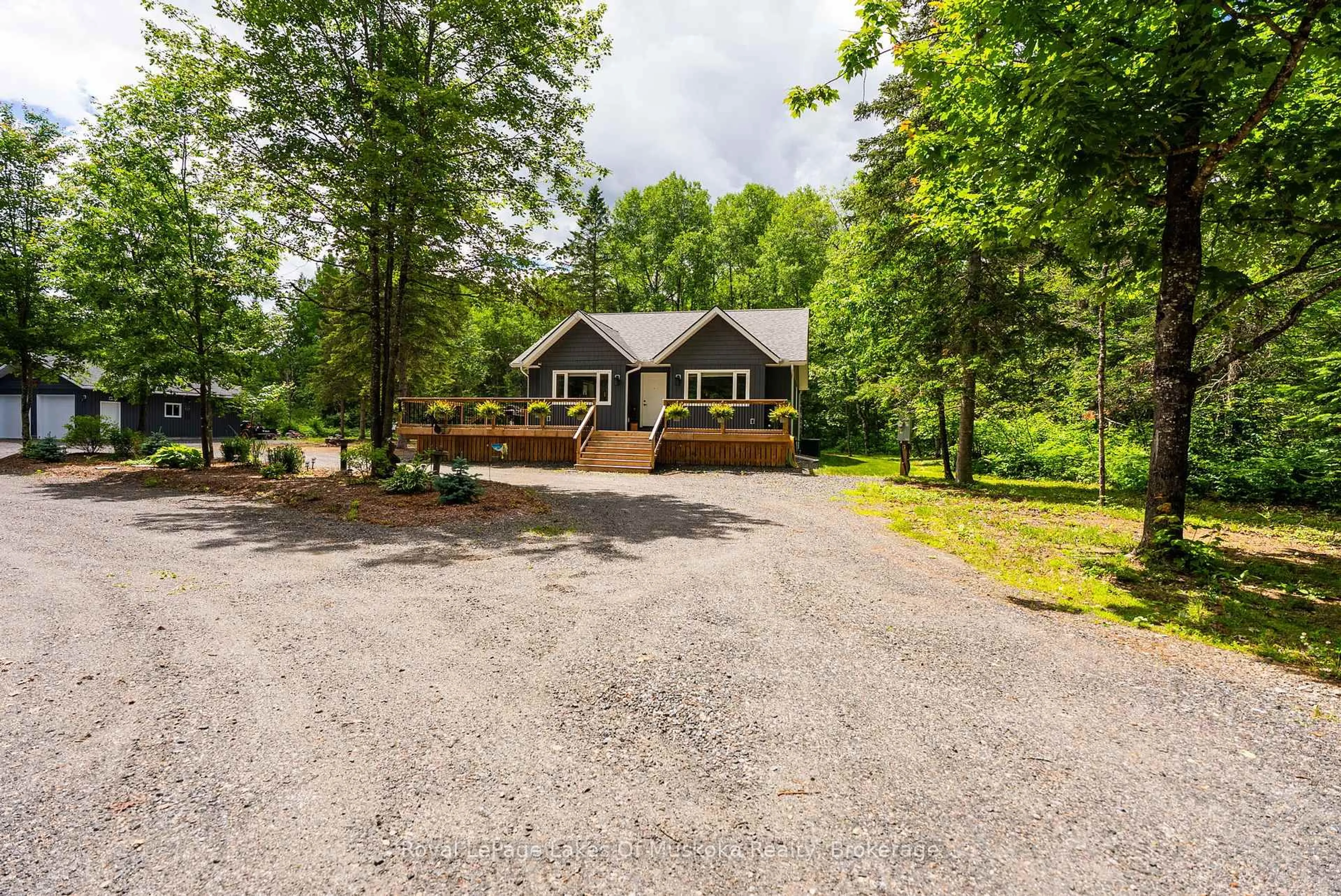 Unknown for 1053 Spring Lake Rd, Lake of Bays Ontario P0A 1H0
