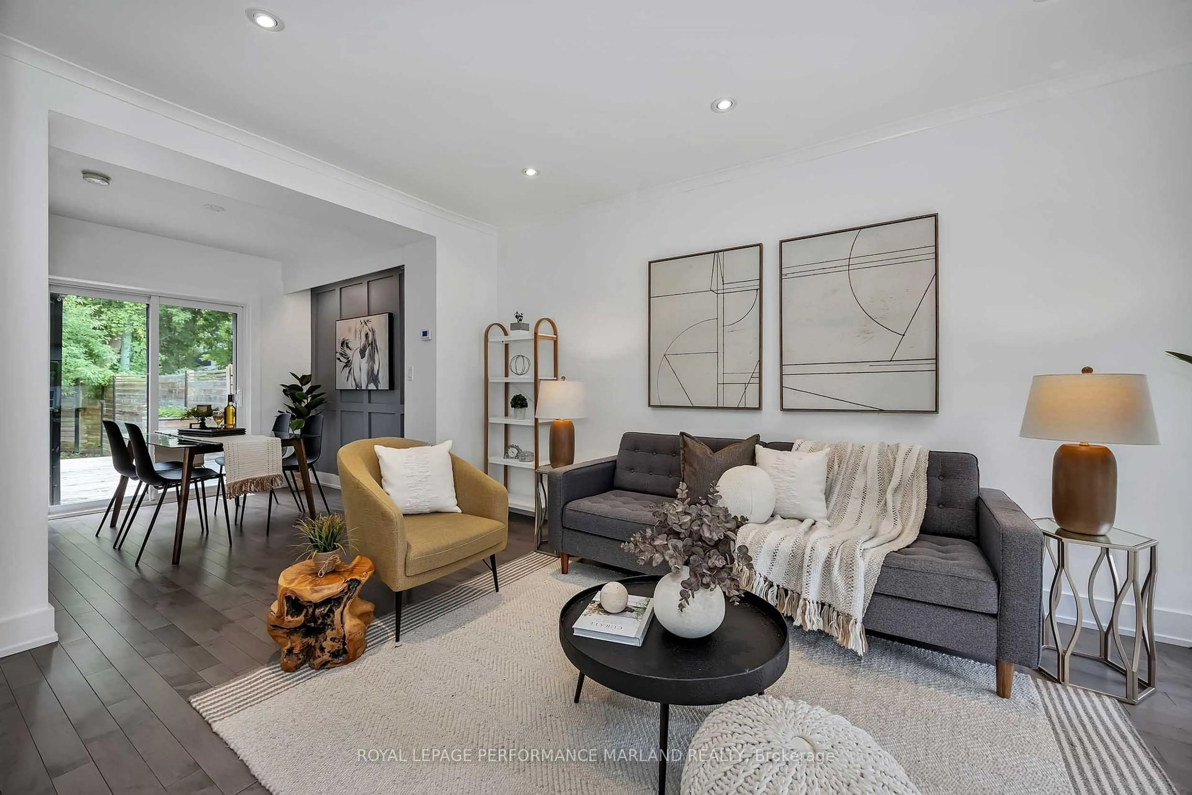 Living room with furniture, unknown for 292 Currell Ave, Ottawa Ontario K1Z 7J6