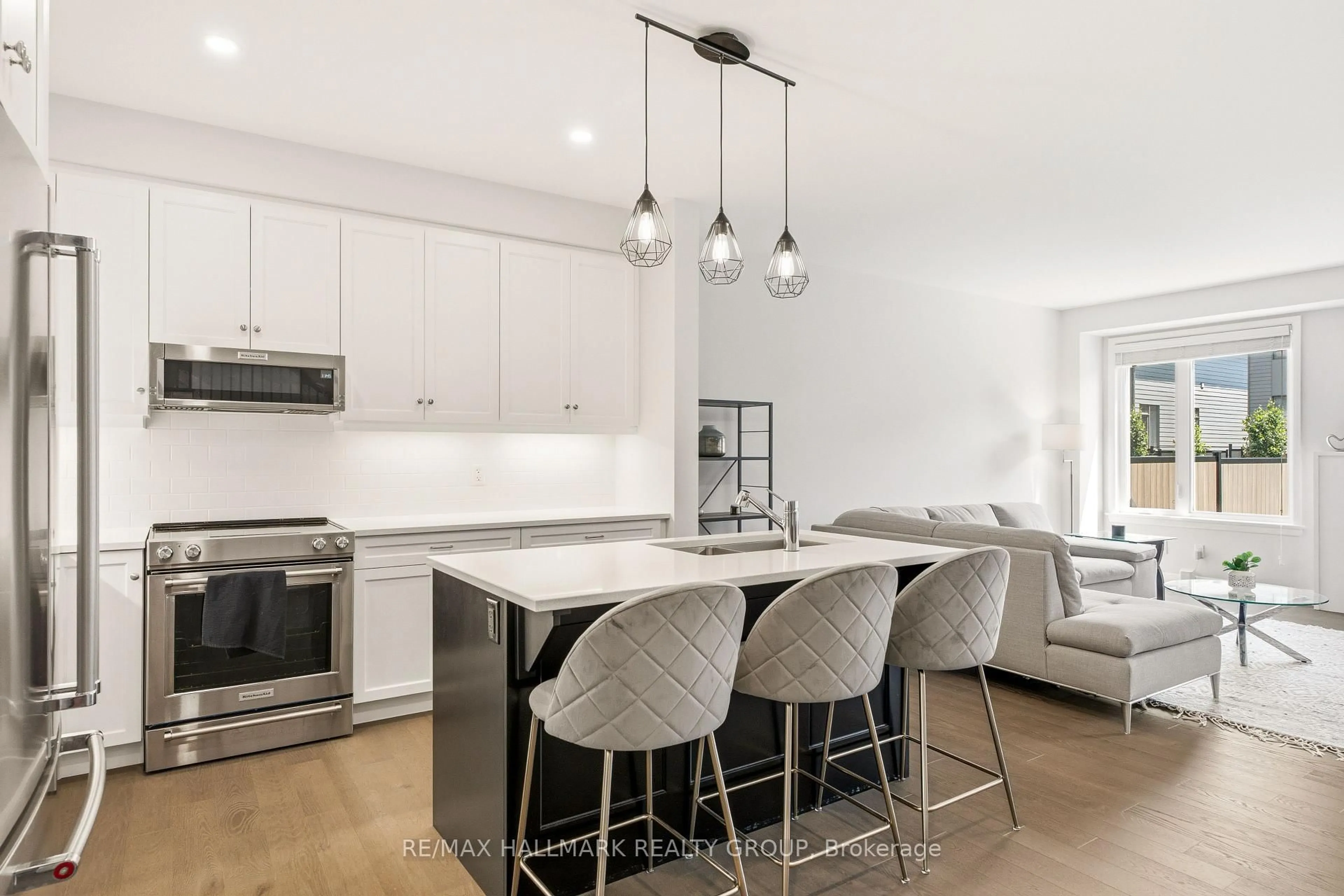 Open concept kitchen, unknown for 870 Moses Tennisco St, Ottawa Ontario K1K 5A2