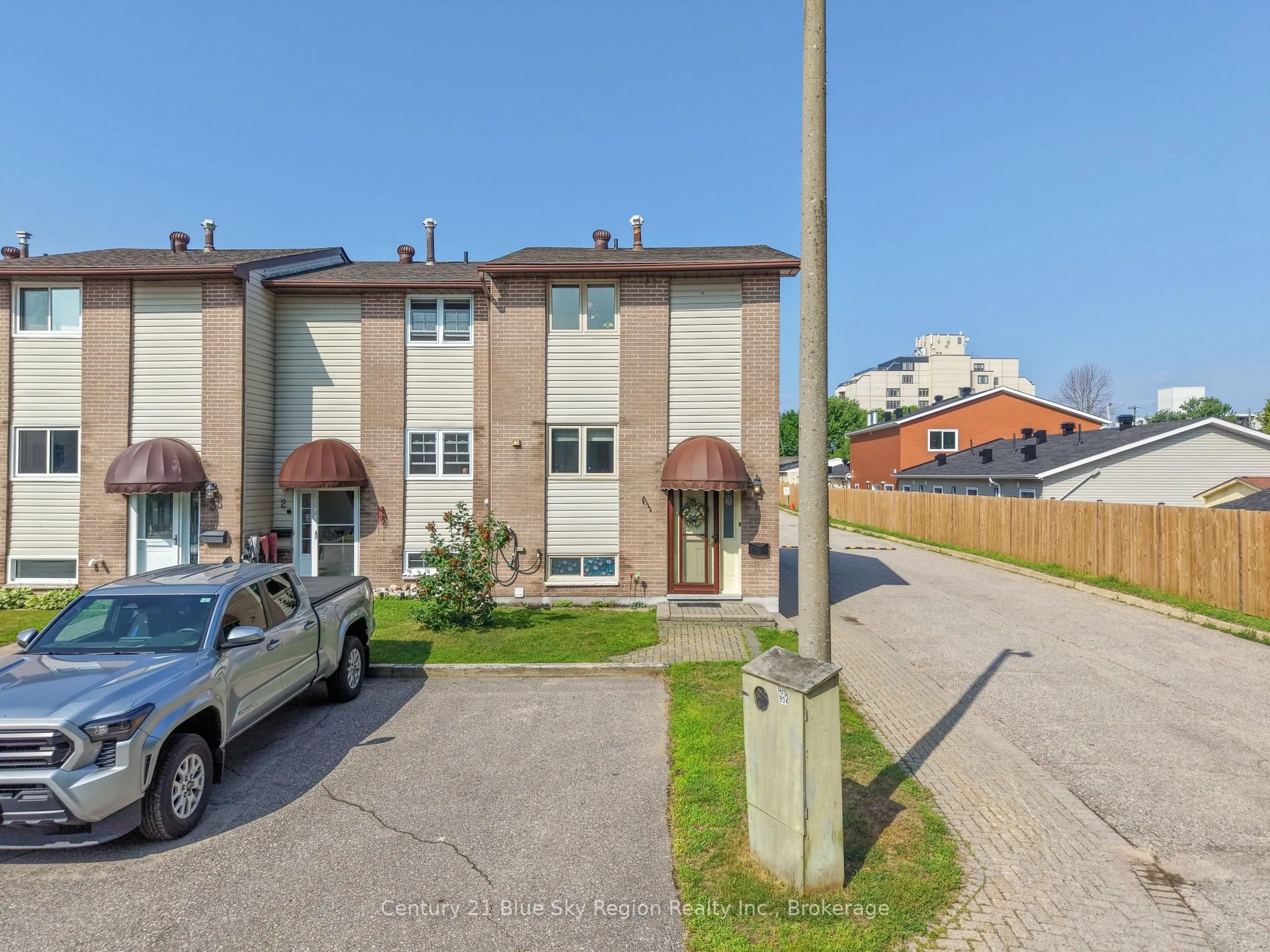 A pic from outside/outdoor area/front of a property/back of a property/a pic from drone, street for 450 Lakeshore Dr #C1, North Bay Ontario P1A 2E1