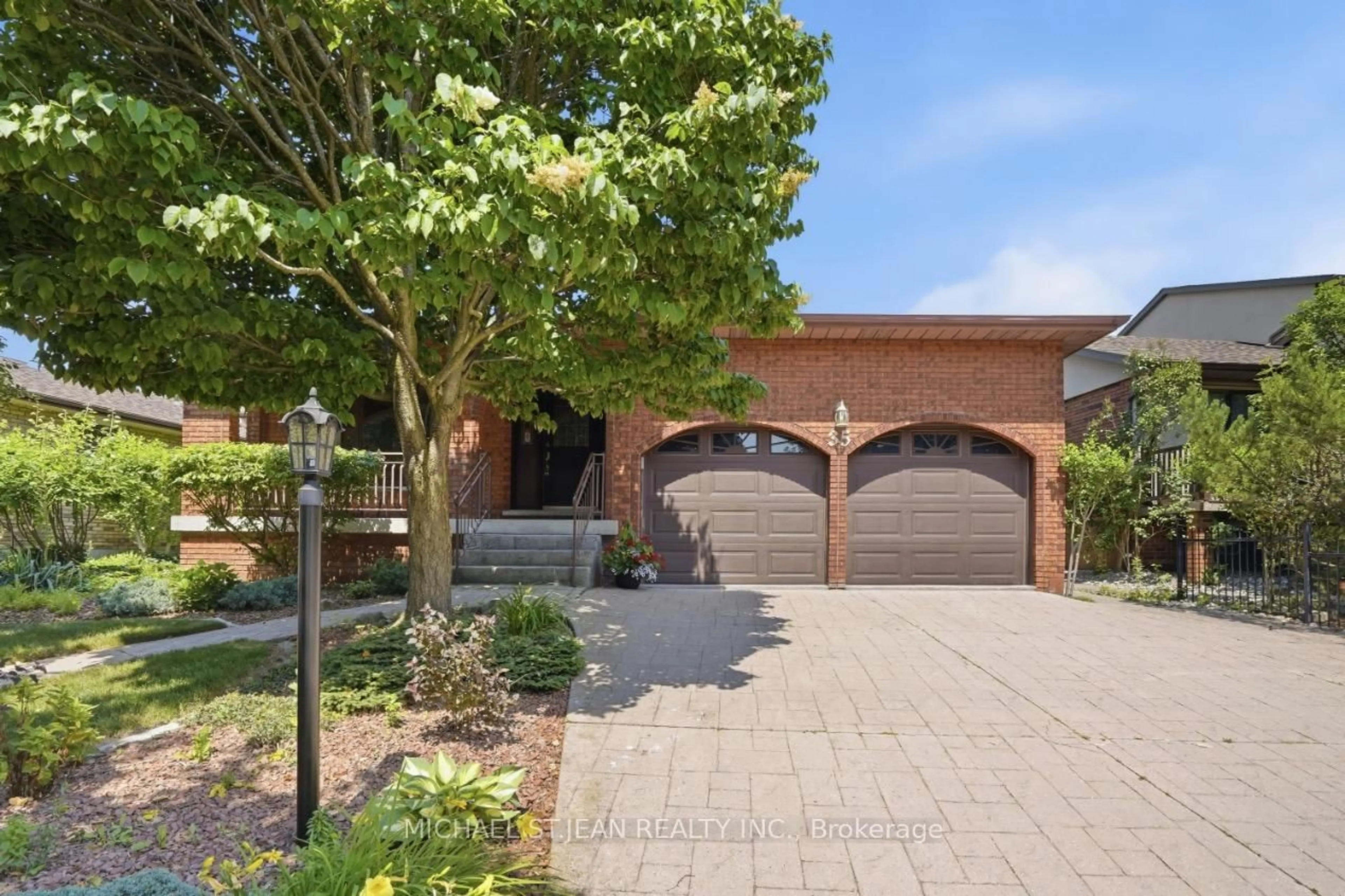 Home with brick exterior material, street for 35 Audubon St, Hamilton Ontario L8J 1J6