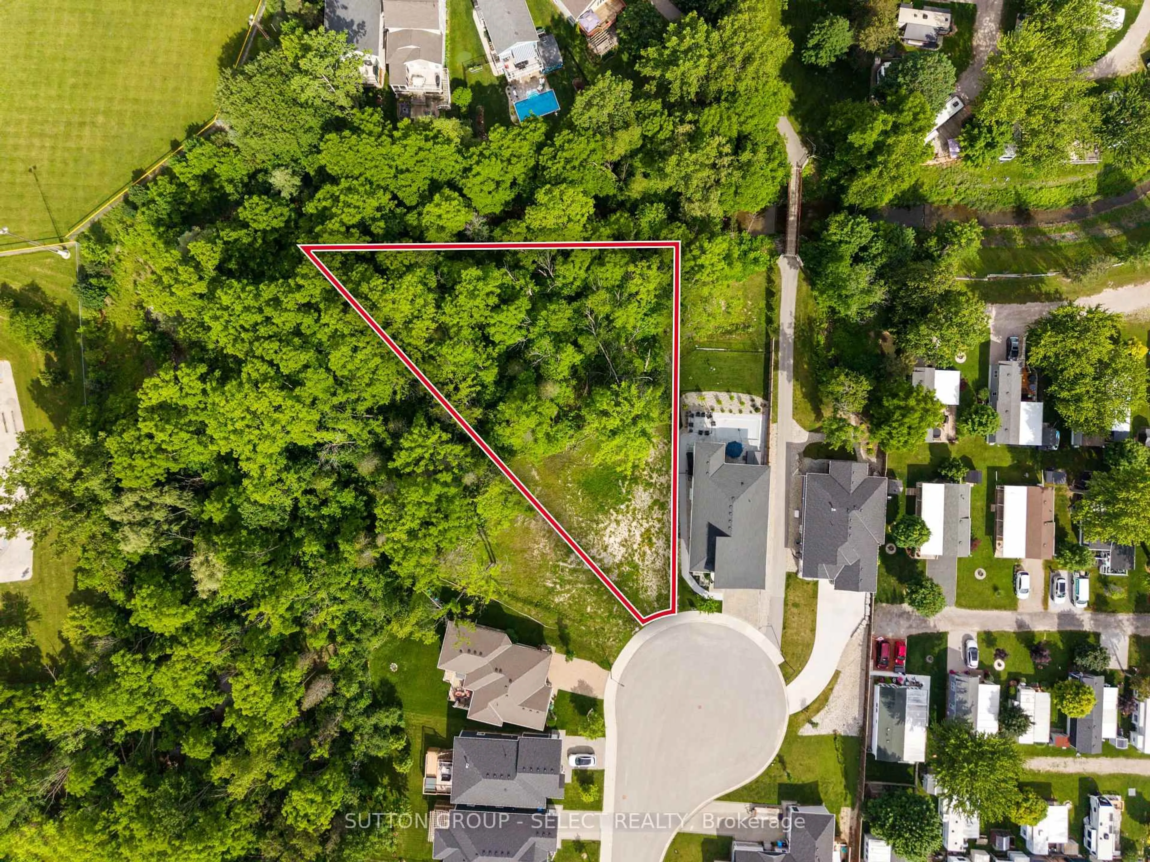 A pic from outside/outdoor area/front of a property/back of a property/a pic from drone, unknown for LOT 17 CREEKSIDE Pl, Lambton Shores Ontario N0M 1T0