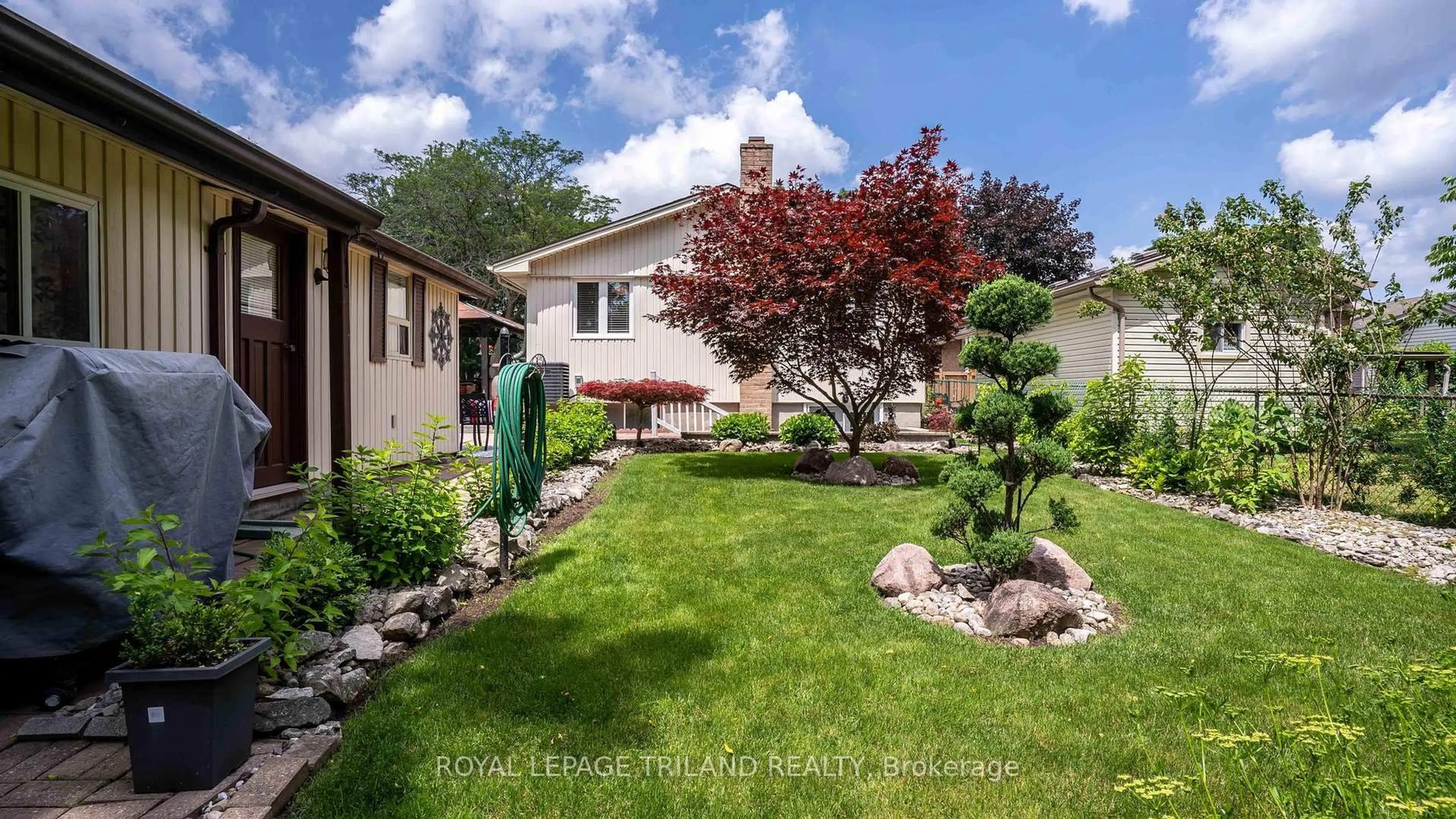 Unknown for 1695 Culver Dr, London East Ontario N5V 3K1