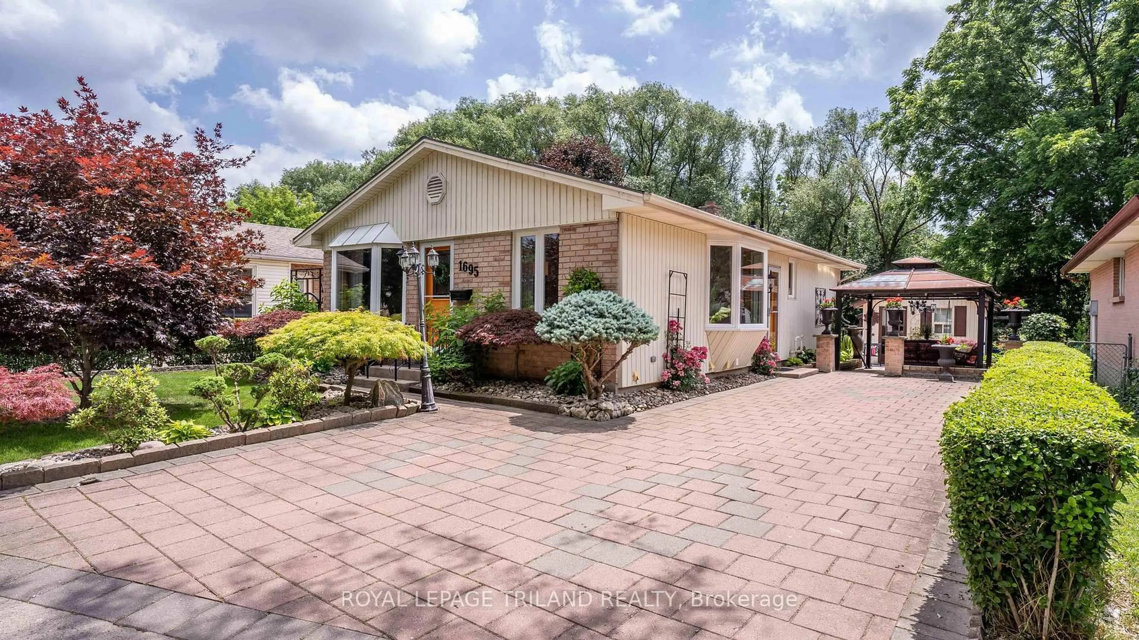 Unknown for 1695 Culver Dr, London East Ontario N5V 3K1