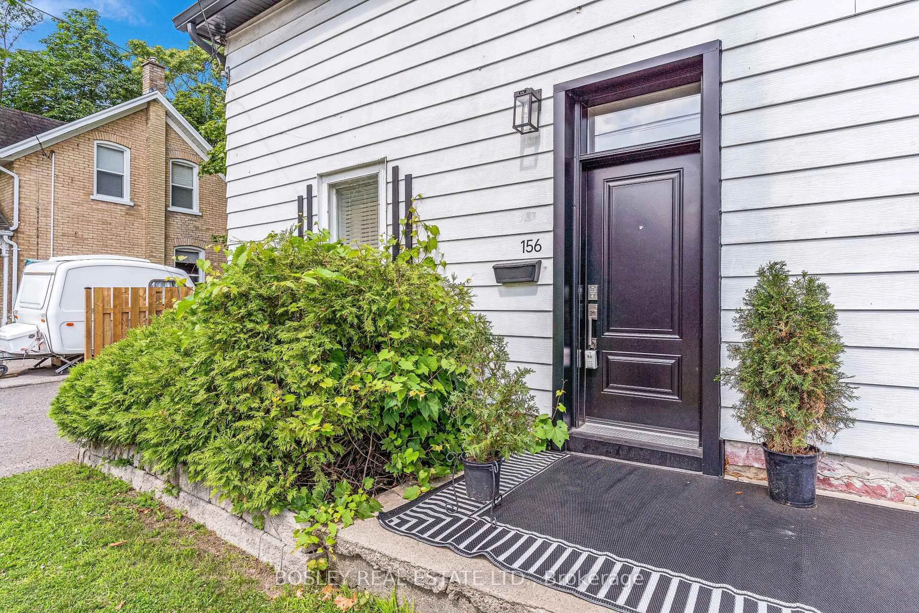Unknown for 156 St. Andrews St, Cambridge Ontario N1S 1N3