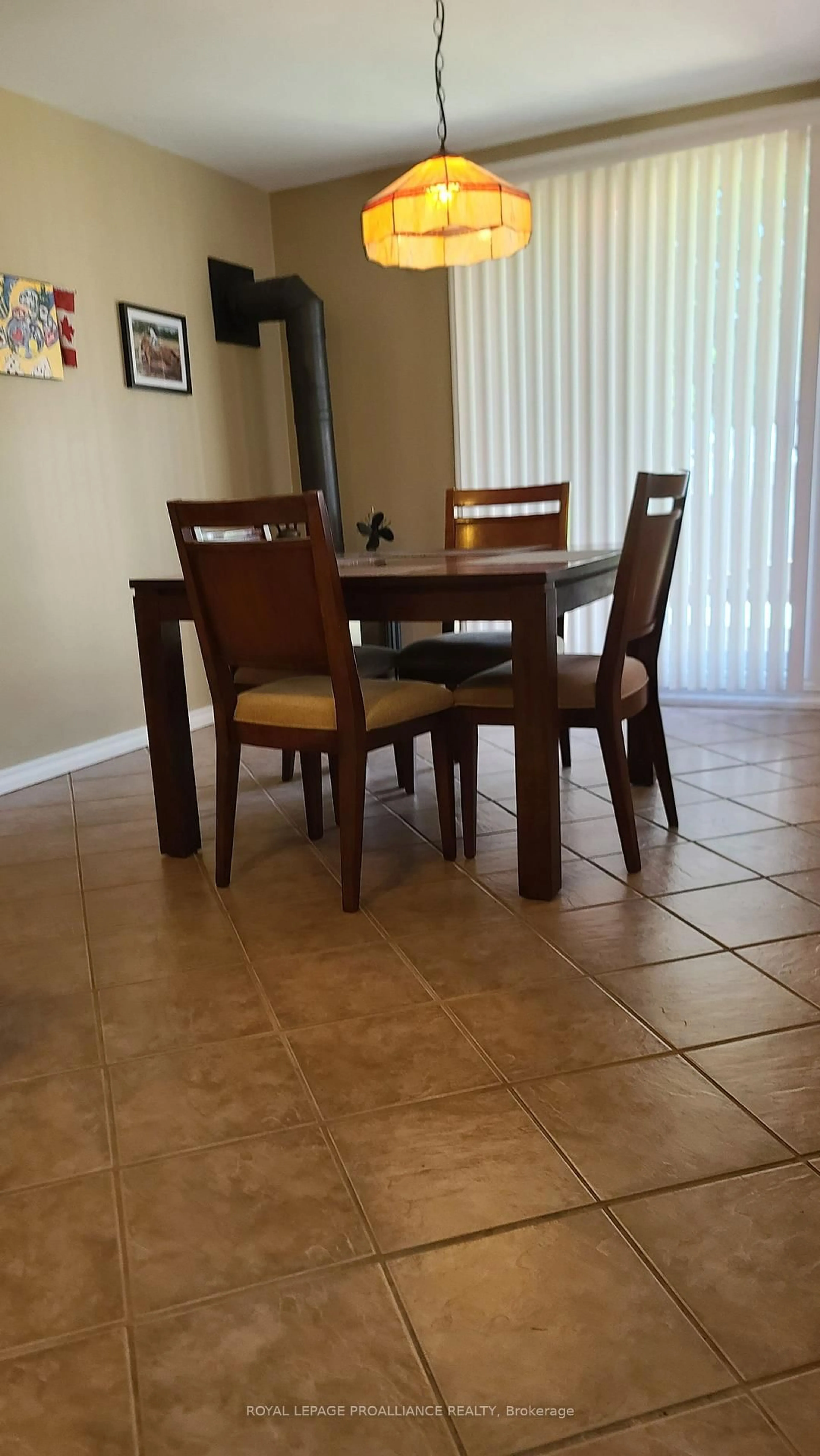Dining room, unknown for 482 James St, Prescott Ontario K0E 1T0