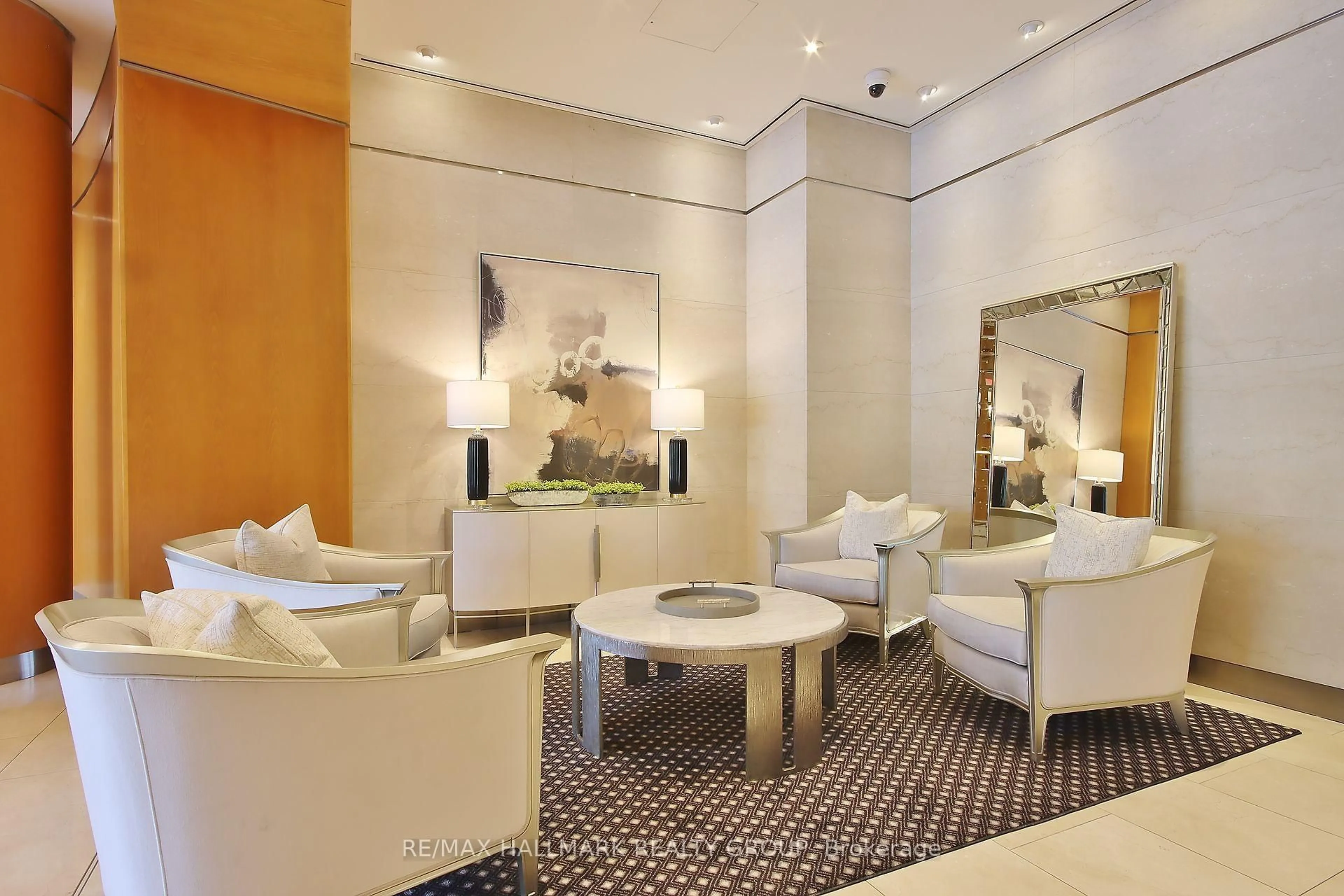 Lobby for 38 Metropole Private #1704, Ottawa Ontario K1Z 1E9