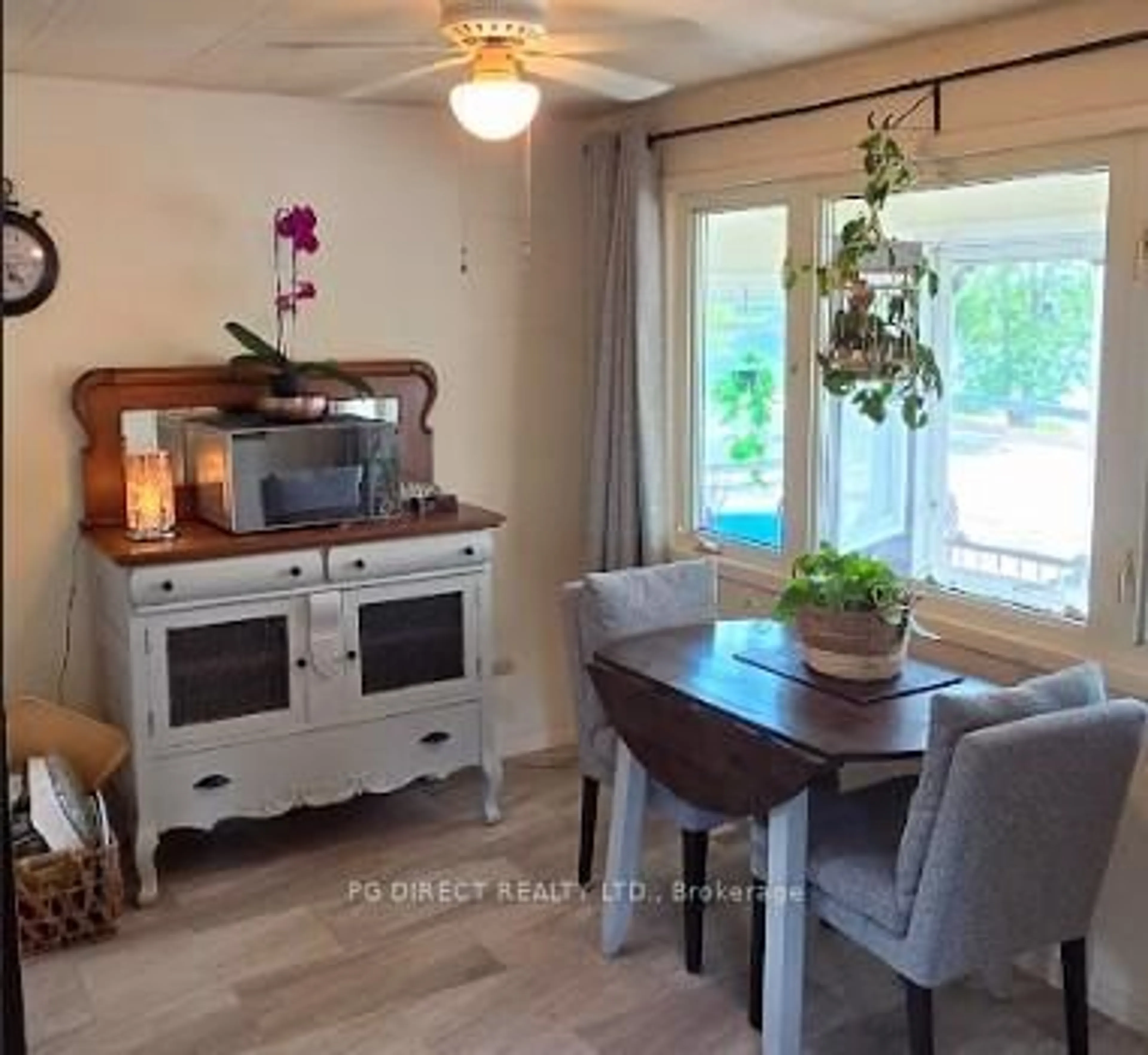 Dining room, wood/laminate floor for 487 Mattawan St, Mattawa Ontario P0H 1V0