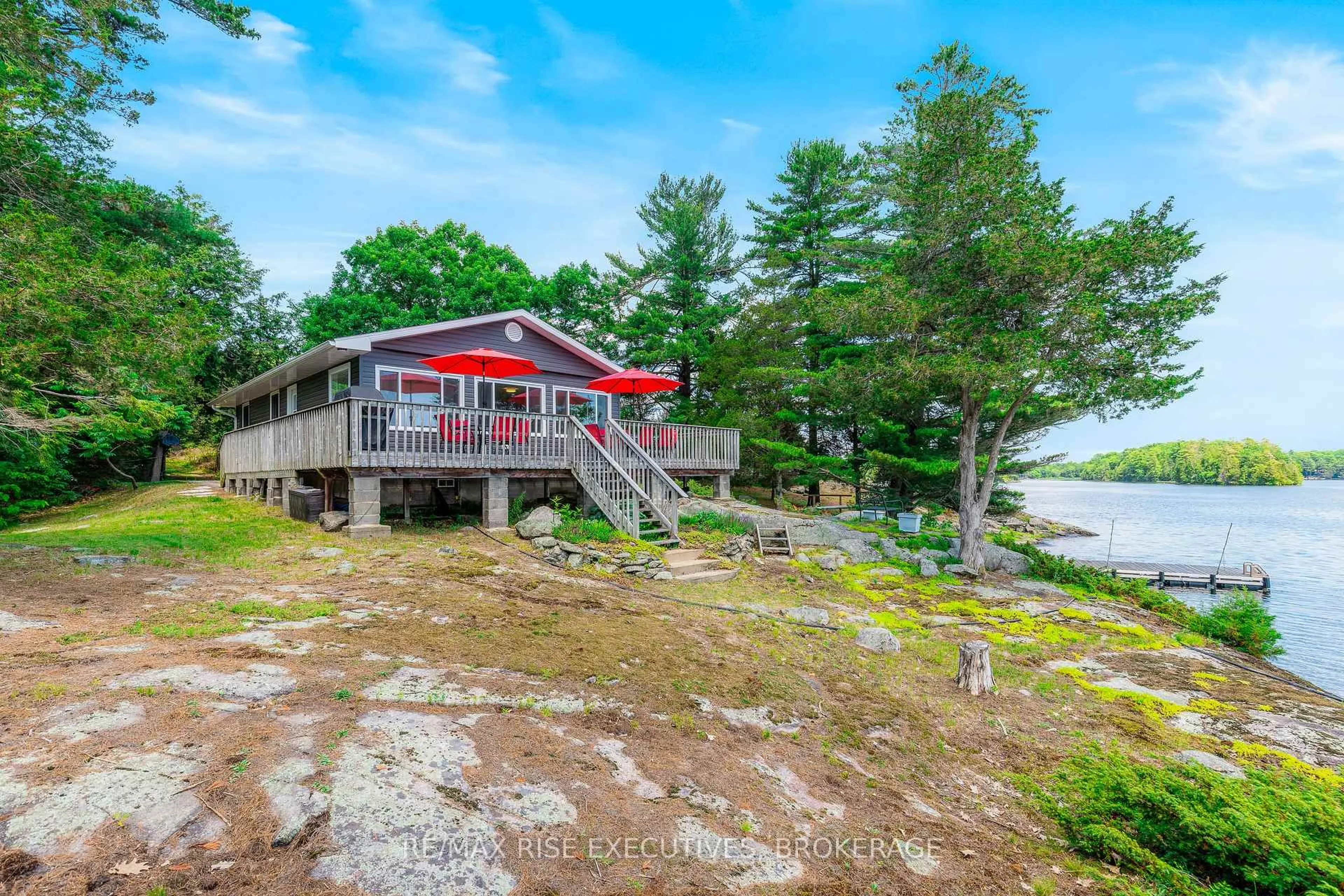 A pic from outside/outdoor area/front of a property/back of a property/a pic from drone, water/lake/river/ocean view for 942 Teddys Lane, Leeds and the Thousand Islands Ontario K0E 1L0