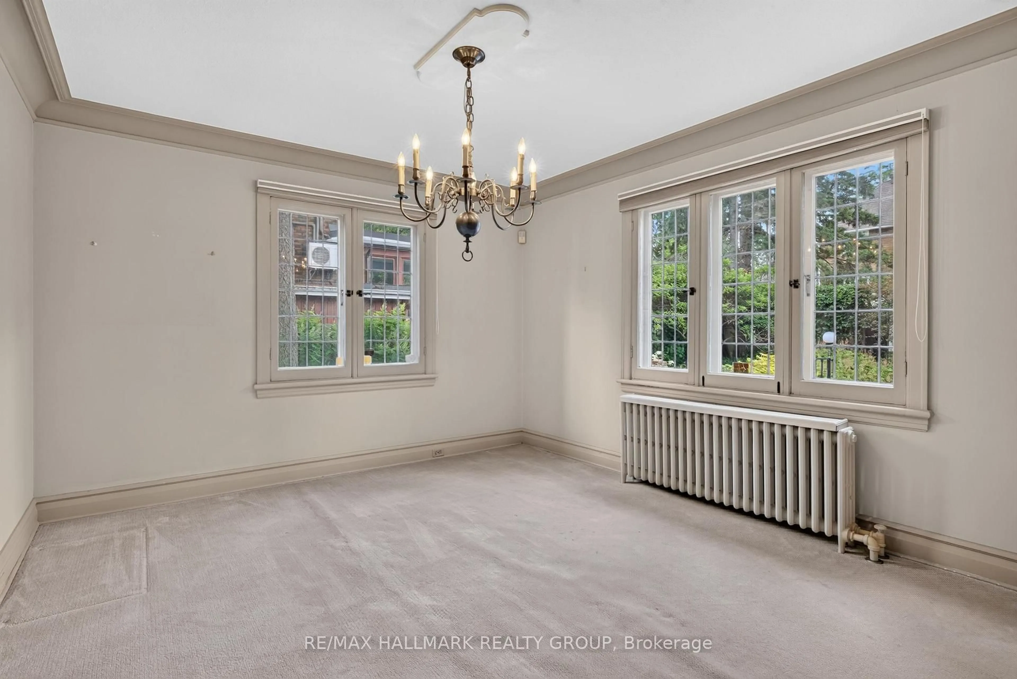 A pic of a room for 234 Old Irving Pl, Ottawa Ontario K1Y 1Z8