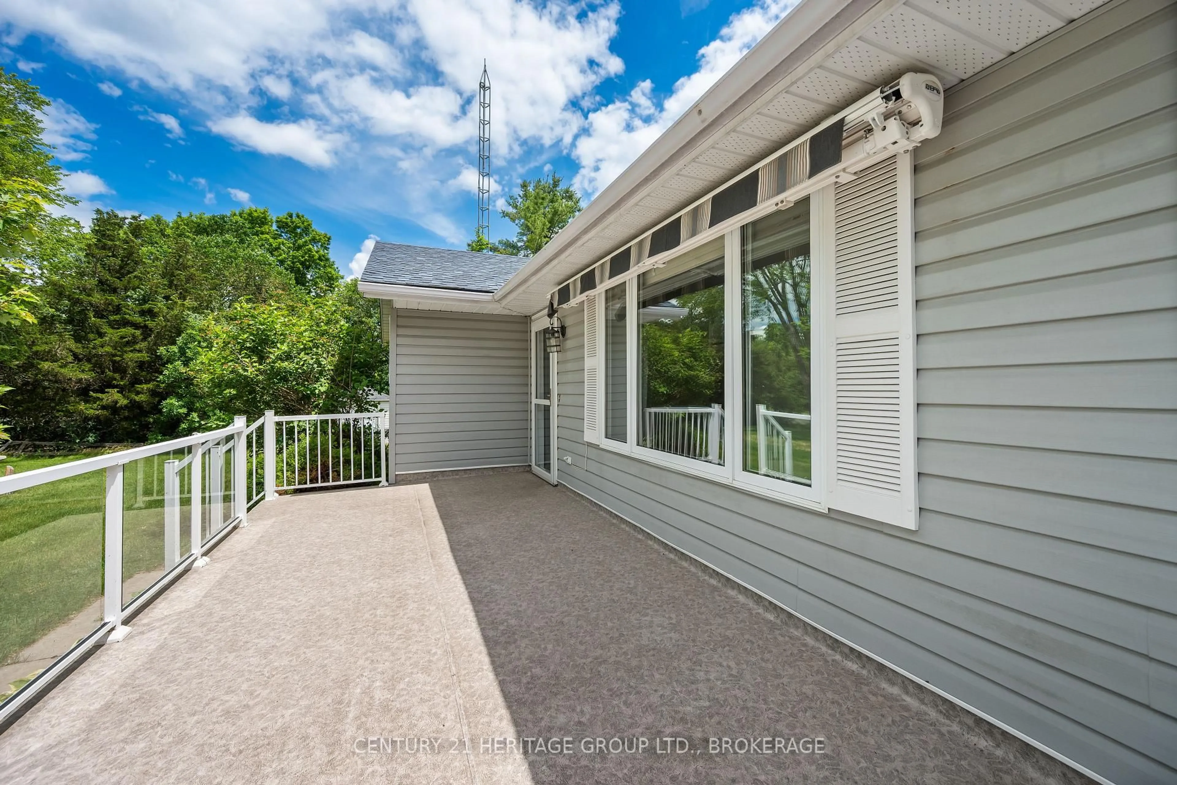 Home with vinyl exterior material, unknown for 566 Bethel Rd, Yarker Ontario K0K 3N0