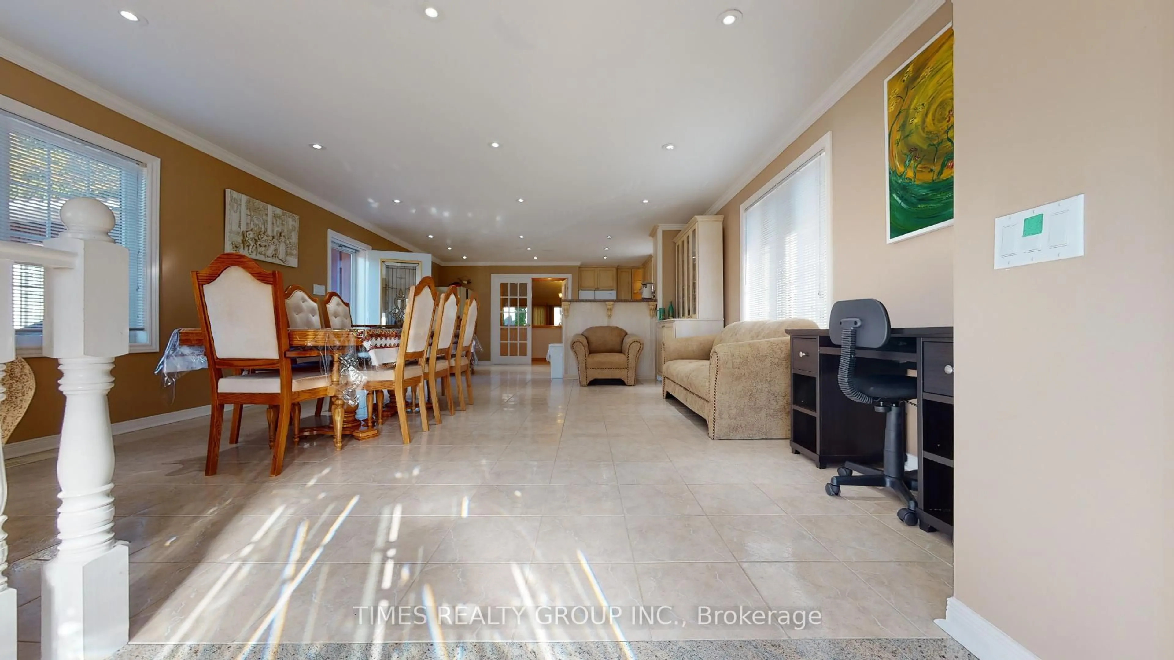 Lobby for 26 Evans Dr, Kawartha Lakes Ontario K0M 1N0