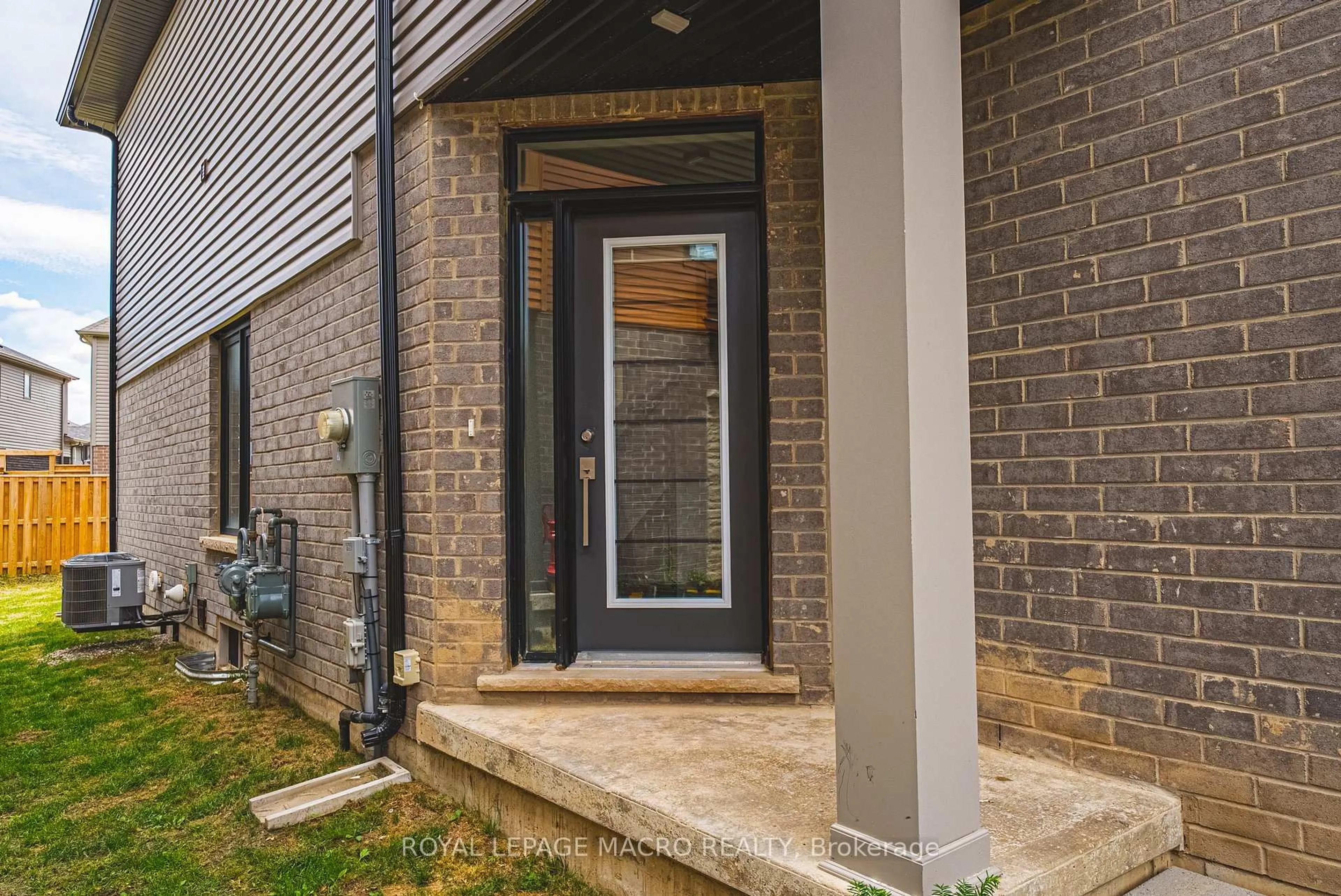 Unknown for 13 BELLHOUSE Ave, Brantford Ontario N3T 0T9