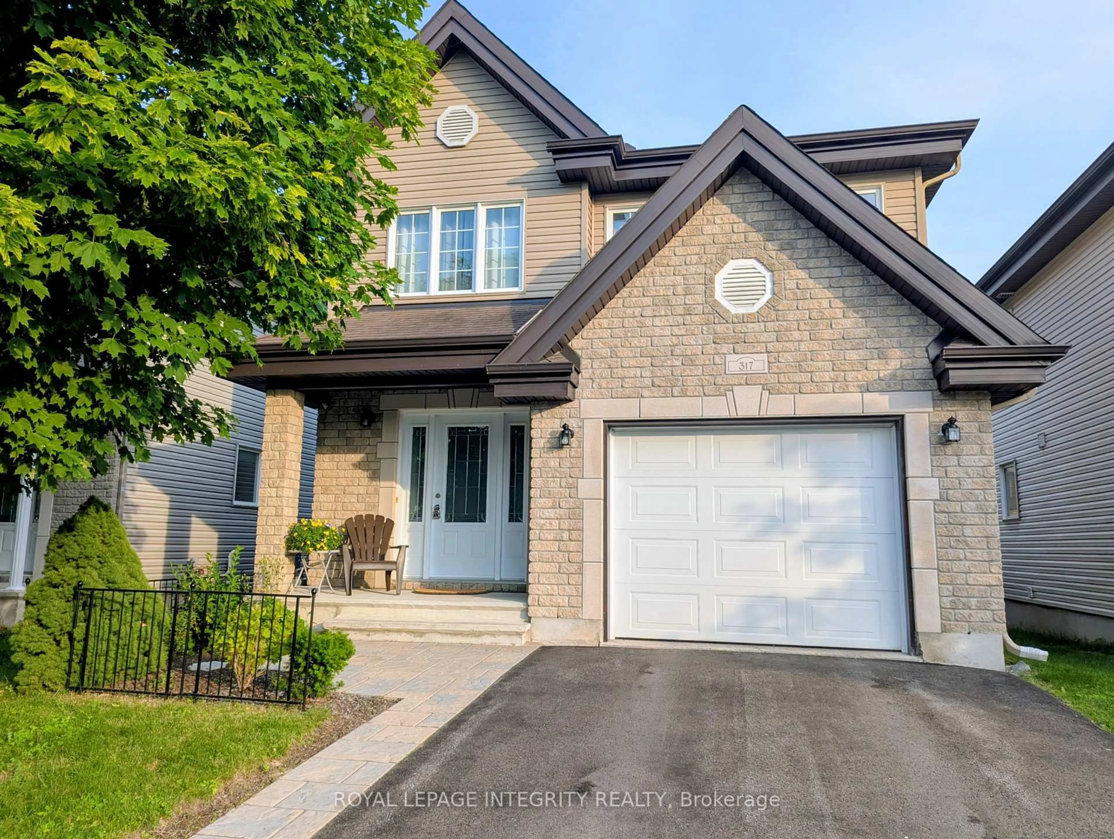 Home with brick exterior material, street for 317 Mercury St, Clarence-Rockland Ontario K4K 0G7