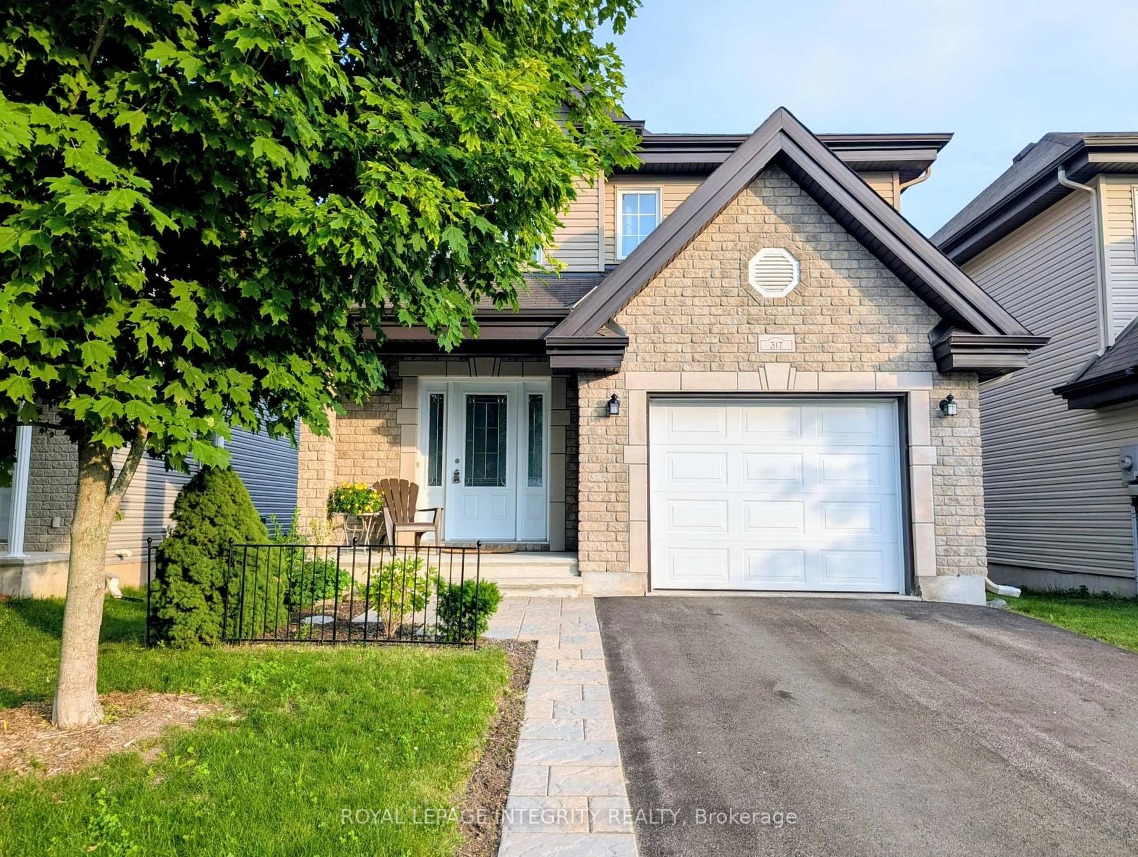 Home with brick exterior material, street for 317 Mercury St, Clarence-Rockland Ontario K4K 0G7