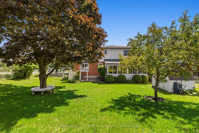 2317 Woodglade Blvd, Peterborough 3