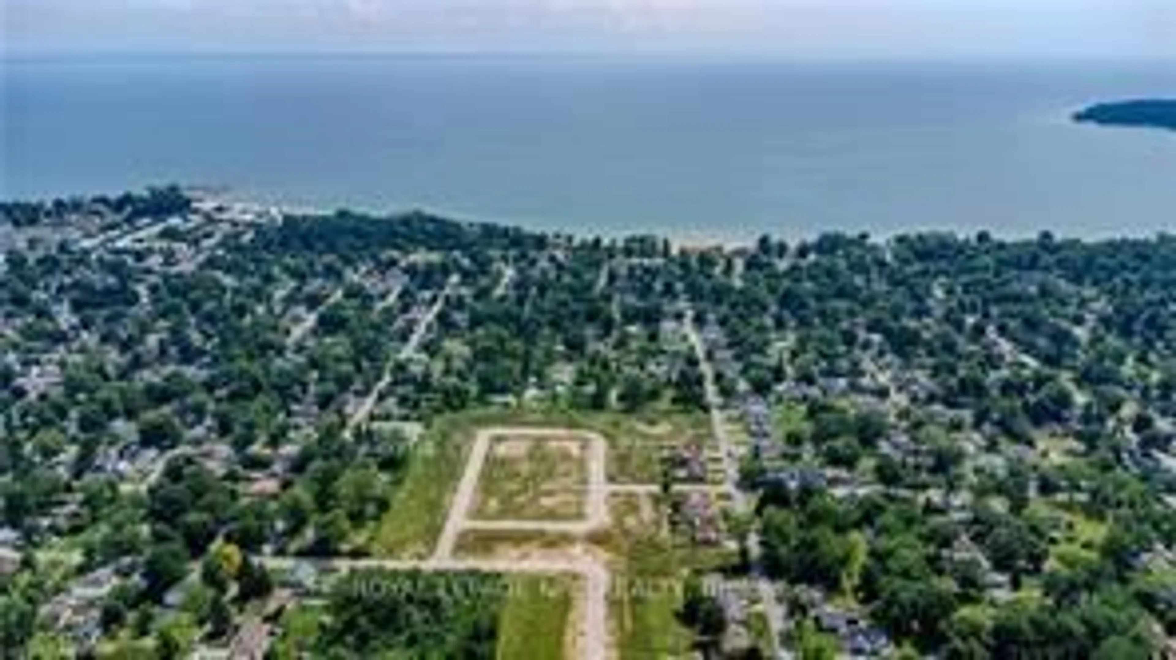 A pic from outside/outdoor area/front of a property/back of a property/a pic from drone, unknown for 18 LOGANBERRY Crt, Fort Erie Ontario L0S 1B0