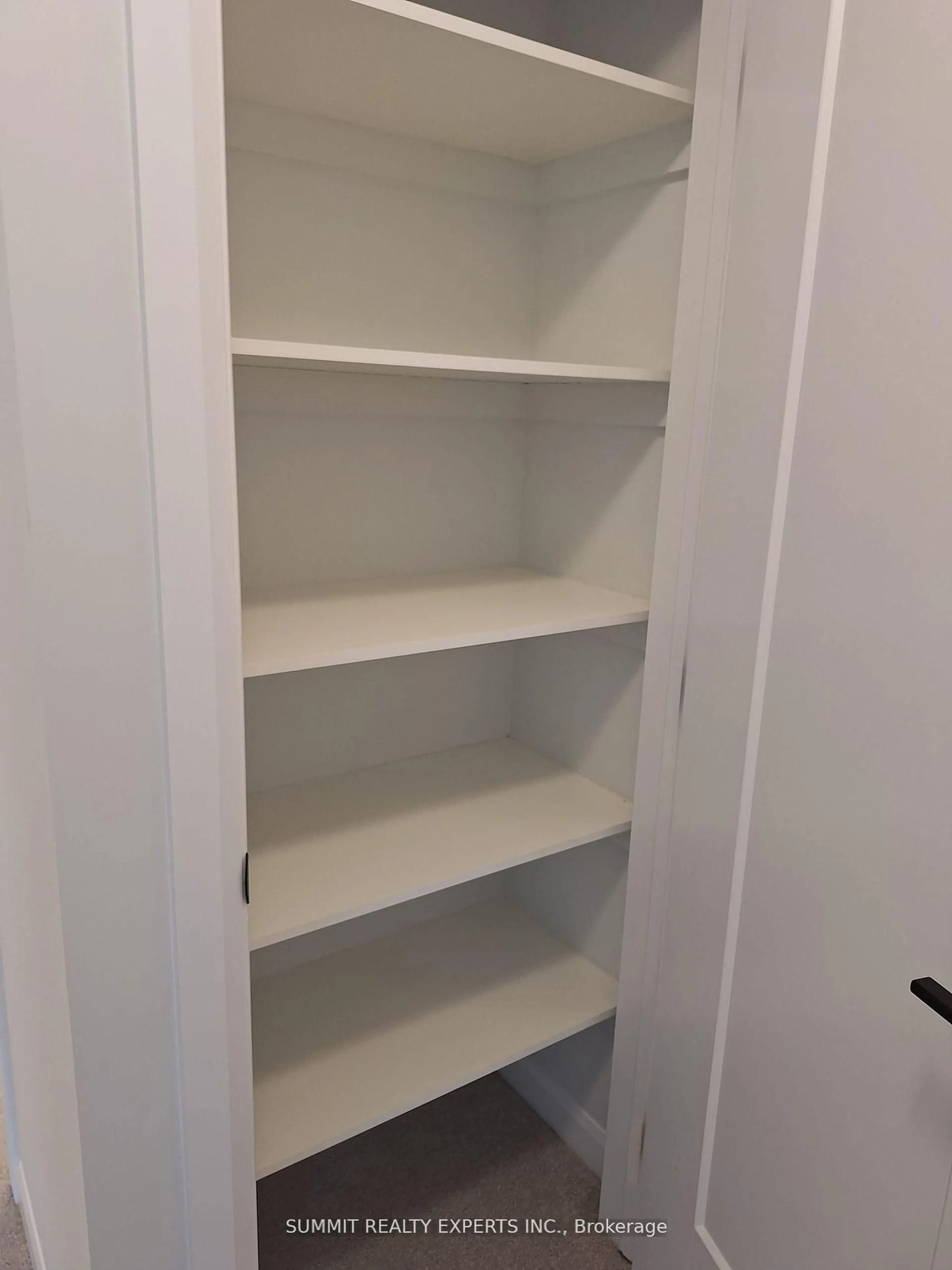 Storage room or clothes room or walk-in closet for 64 Osler St, Ottawa Ontario K2K 1X7