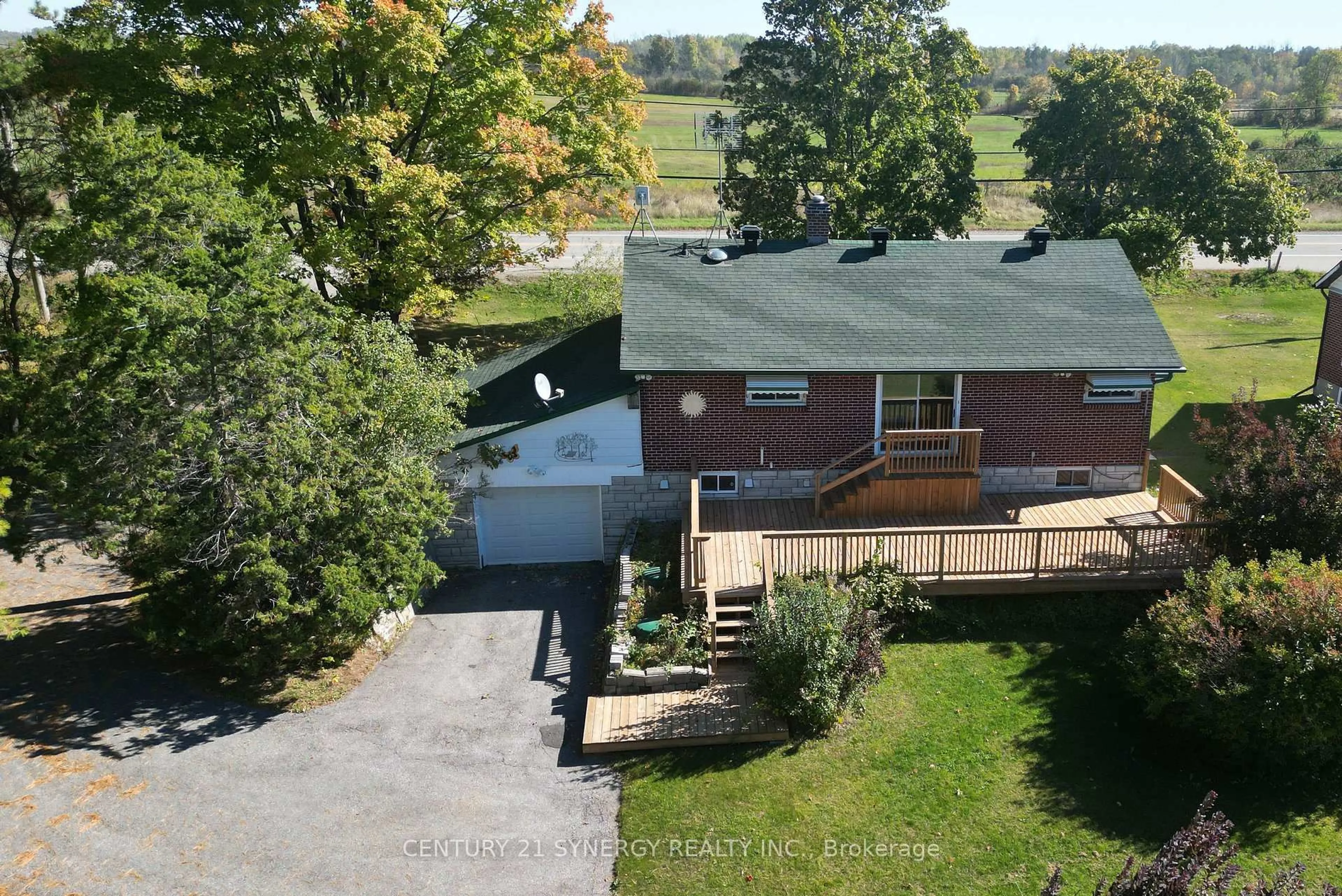 A pic from outside/outdoor area/front of a property/back of a property/a pic from drone, unknown for 12009 Highway 15, Smiths Falls Ontario K7A 4S7