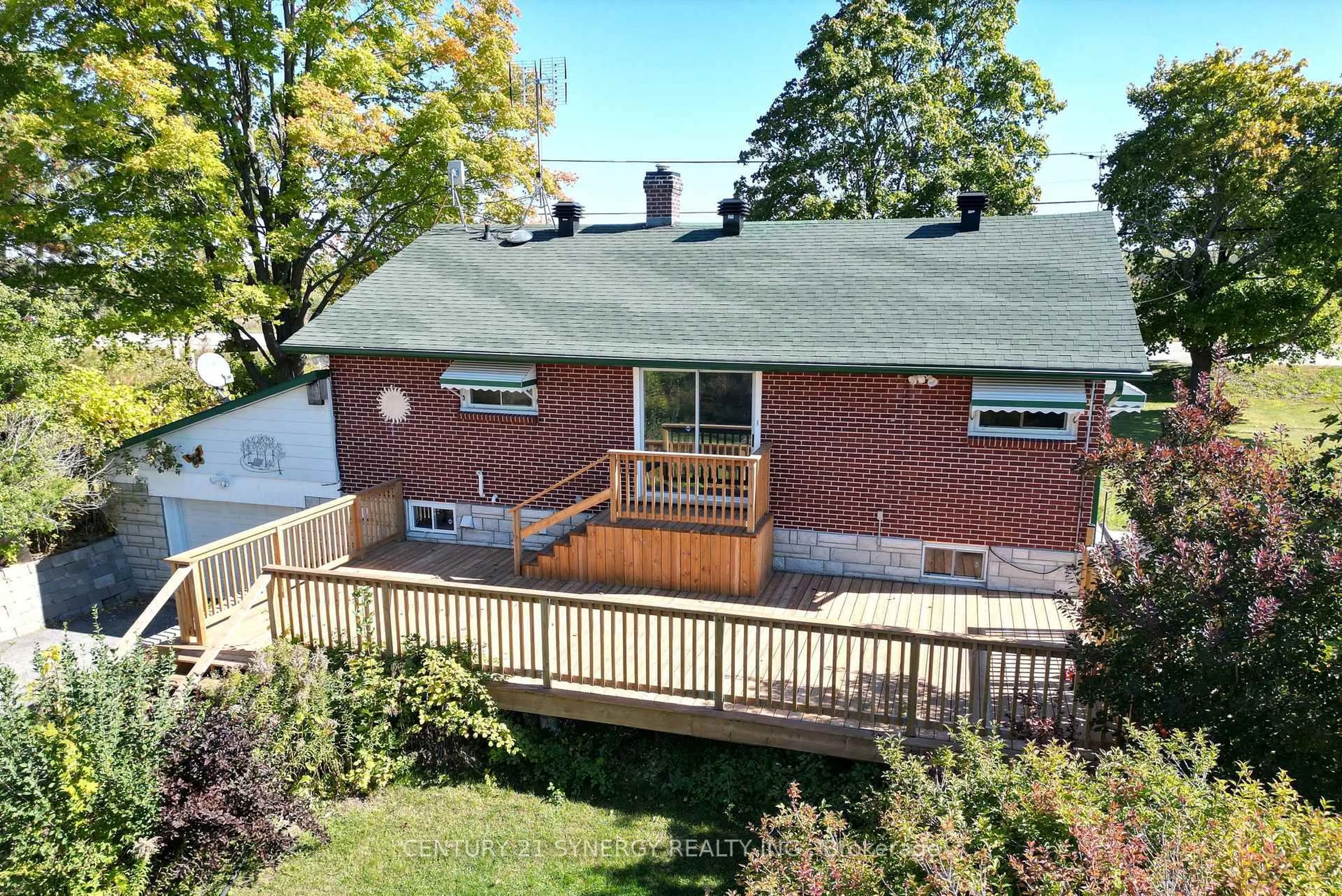 A pic from outside/outdoor area/front of a property/back of a property/a pic from drone, unknown for 12009 Highway 15, Smiths Falls Ontario K7A 4S7