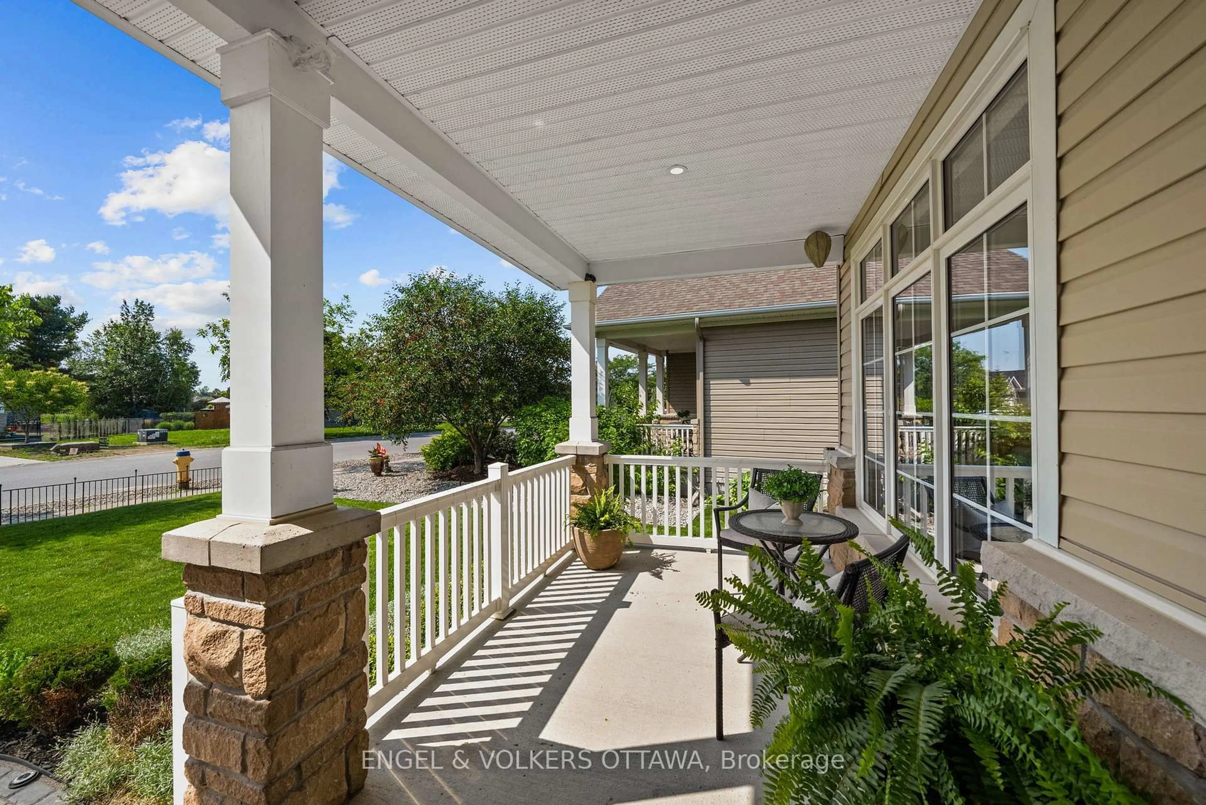 Patio, unknown for 112 Equinelle Dr, North Grenville Ontario K0G 1J0