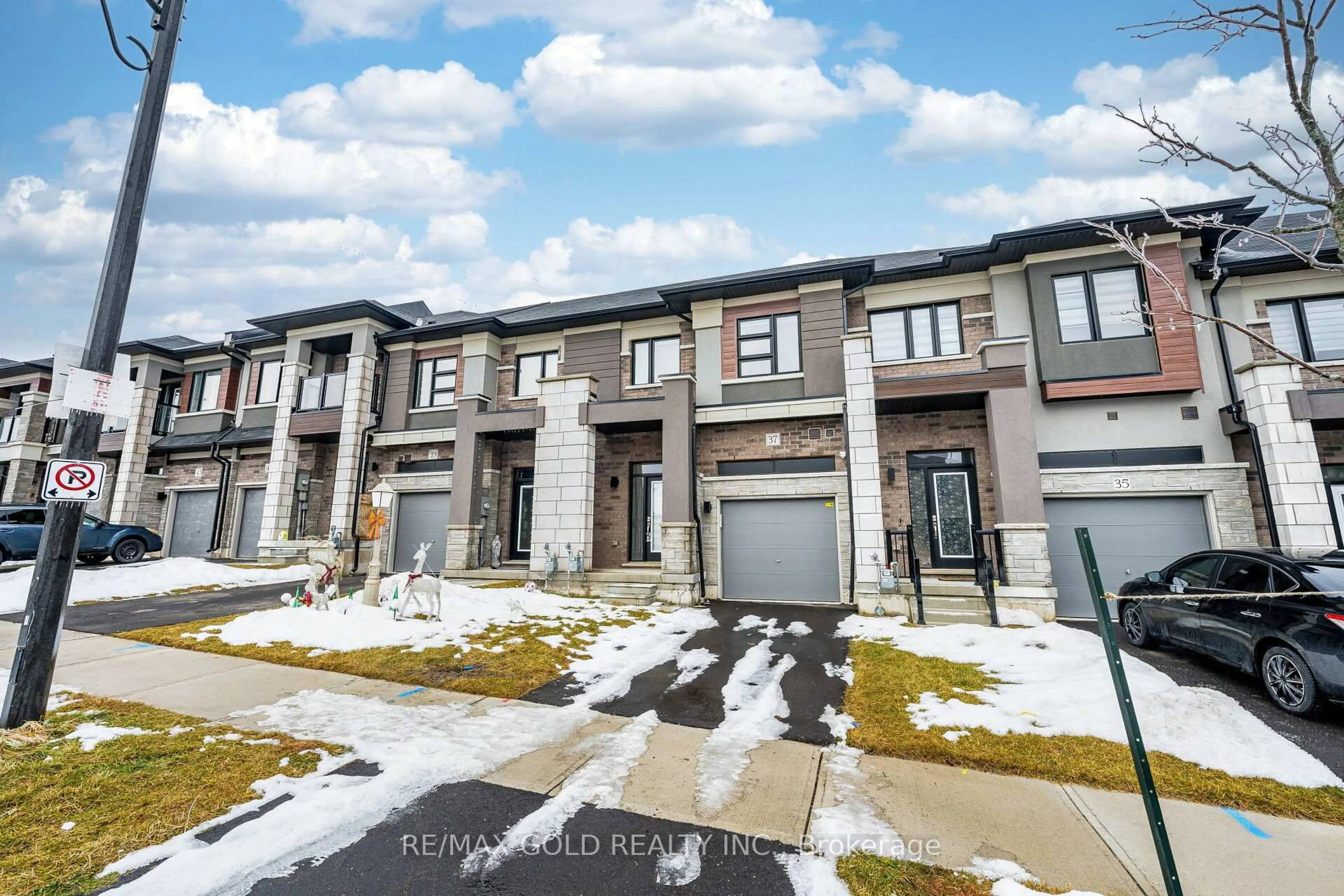 Home with brick exterior material, street for 37 George Brier Dr, Brant Ontario N3L 3Z9