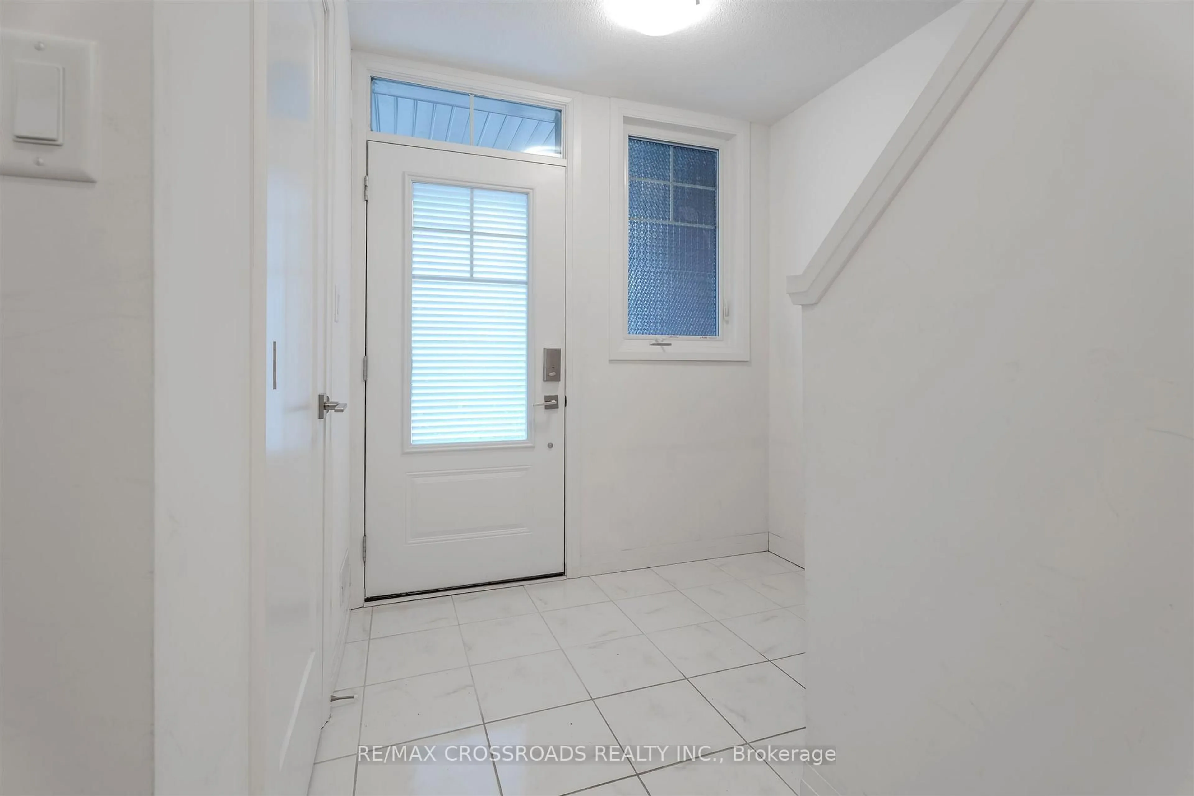 Indoor entryway for 4 Near Lane, Hamilton Ontario L9G 0H2