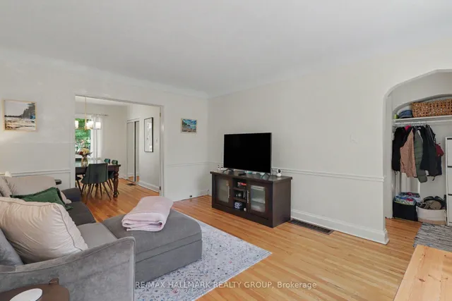 99 Dagmar Ave, Ottawa 5