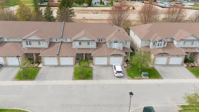 210 DAWN Ave #35, Guelph 2